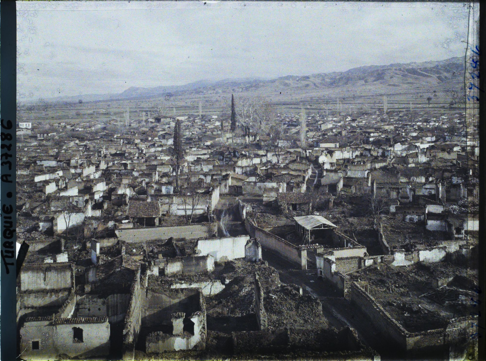 Image représentant Turquie, Cassaba, Panorama N-E- de la Ville