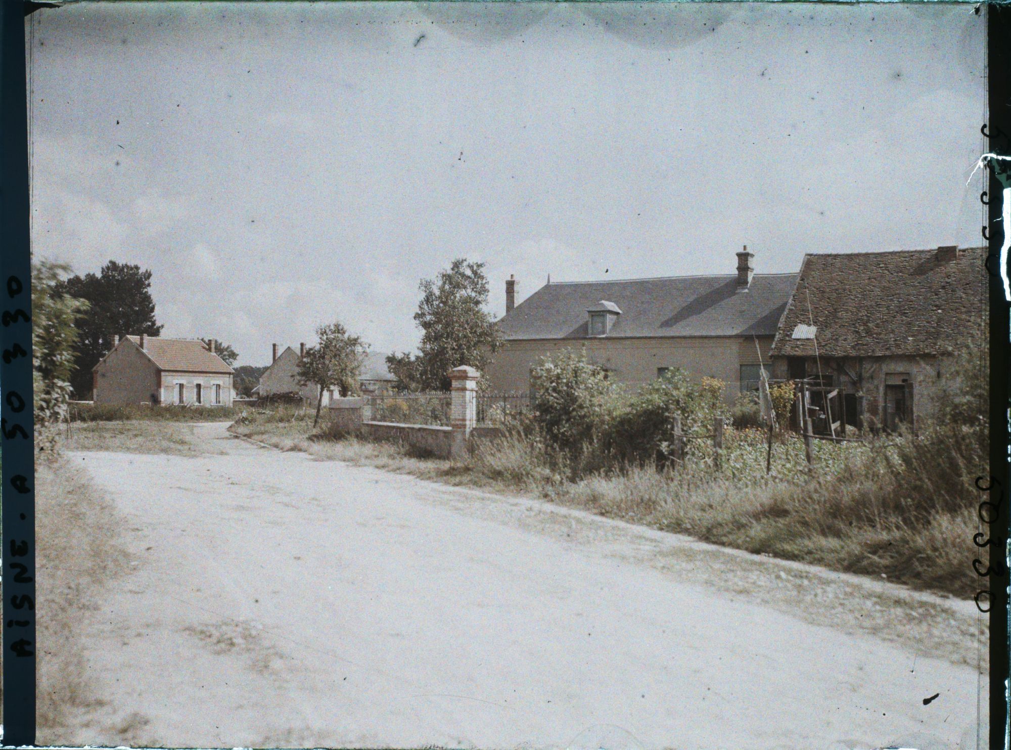 Image représentant France, Pont Arcy, Entrée Ouest du Village