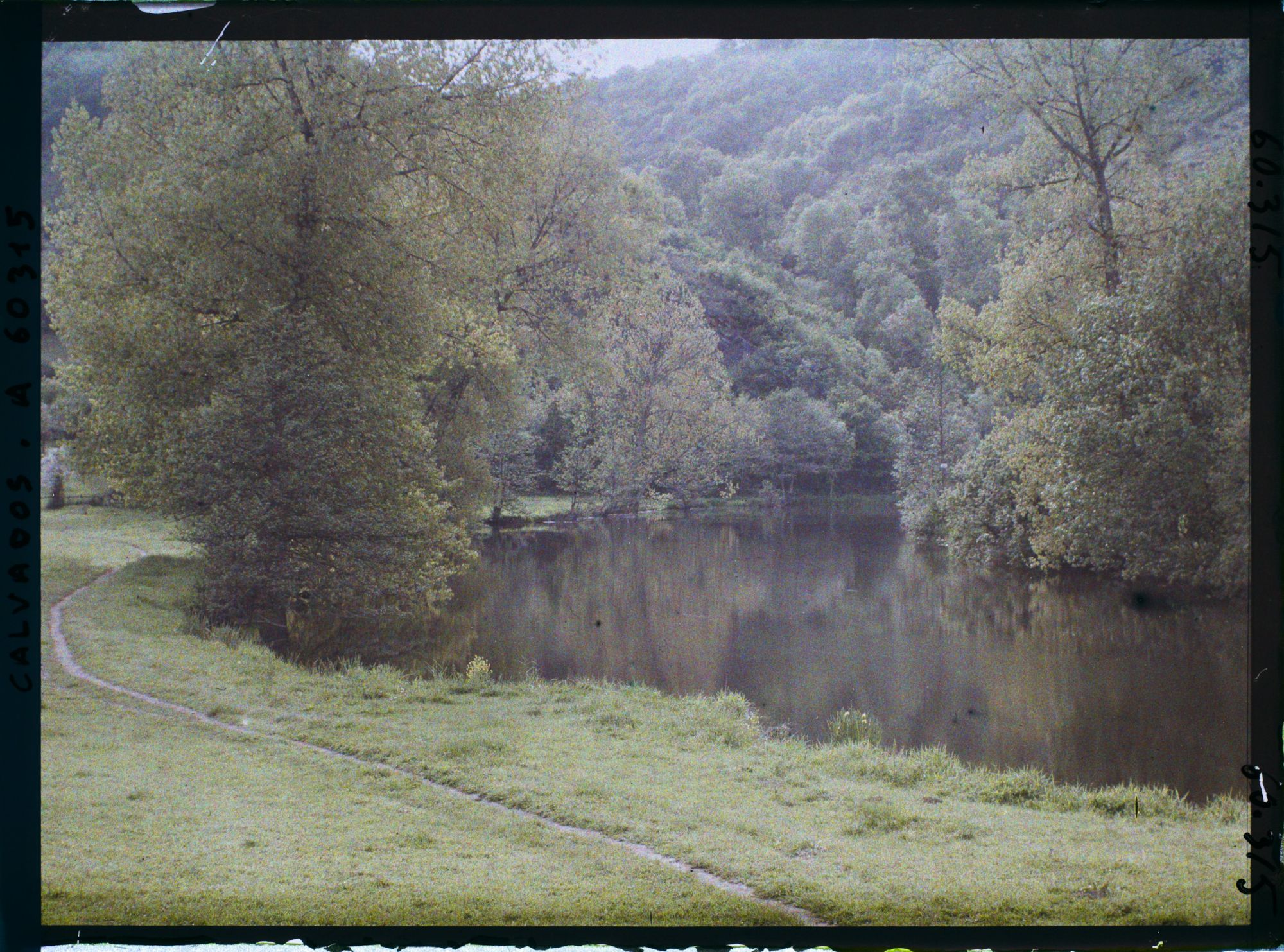 Image représentant Bords de l'Orne