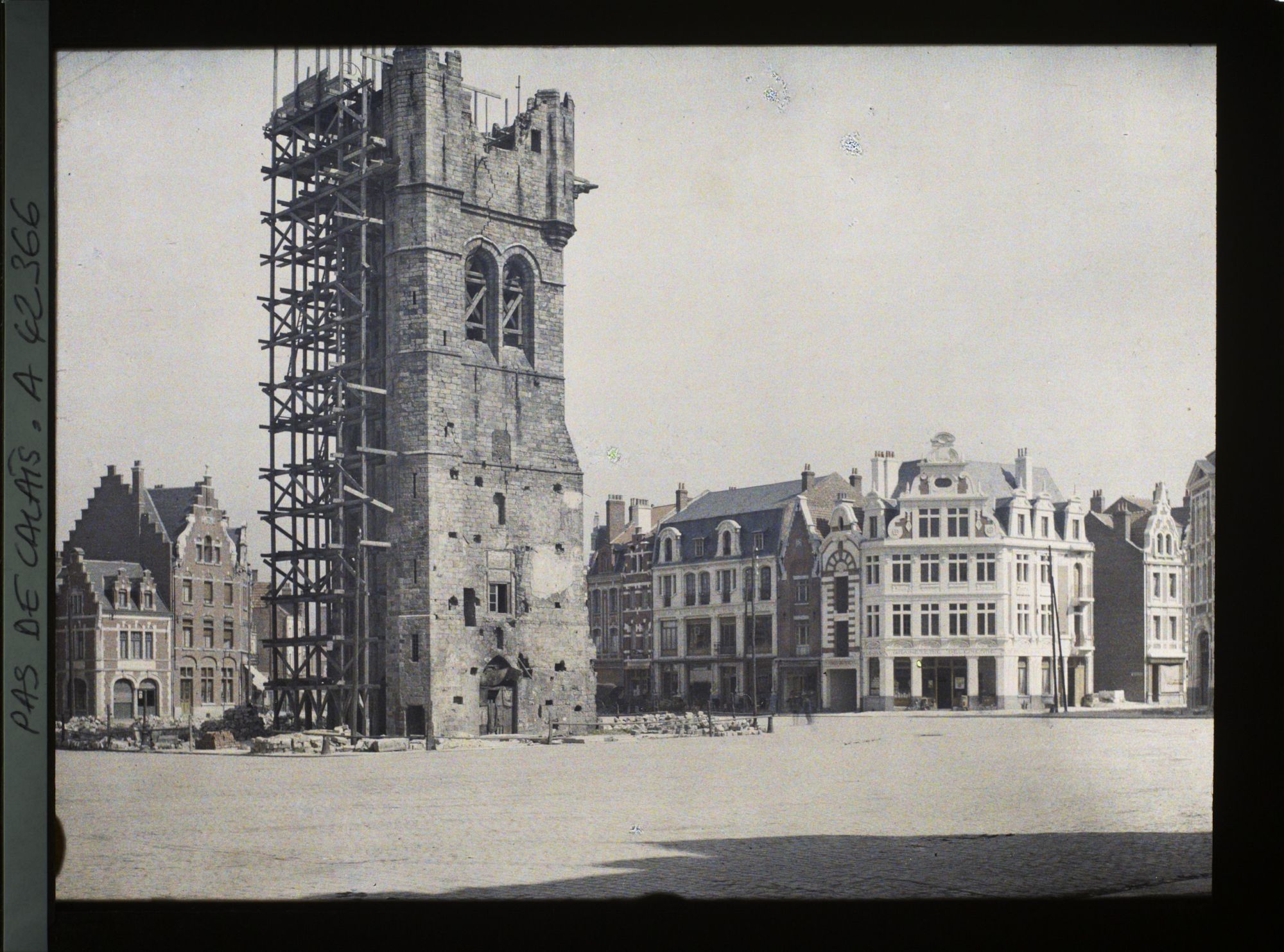 Image représentant France, Bethune, Nouvel aspect de la Gde Place