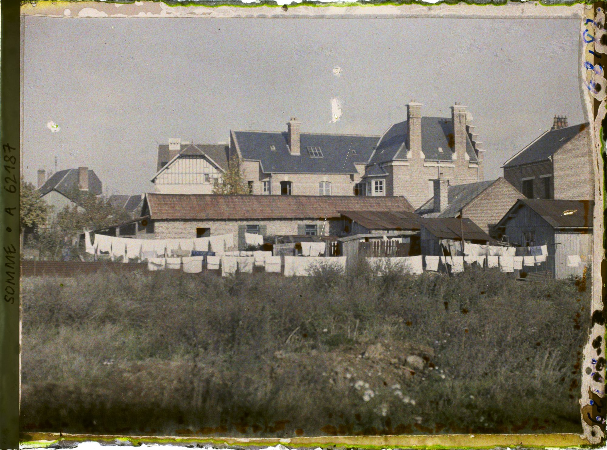 Image représentant Somme, Péronne, Un quartier reconstruit