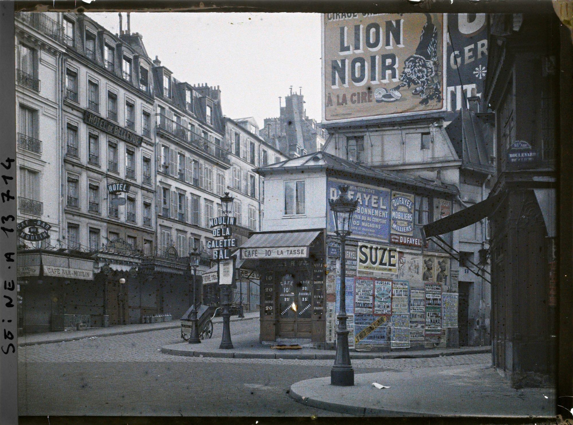 Image représentant Angle des rues Puget, Lepic et du boulevard de Clichy