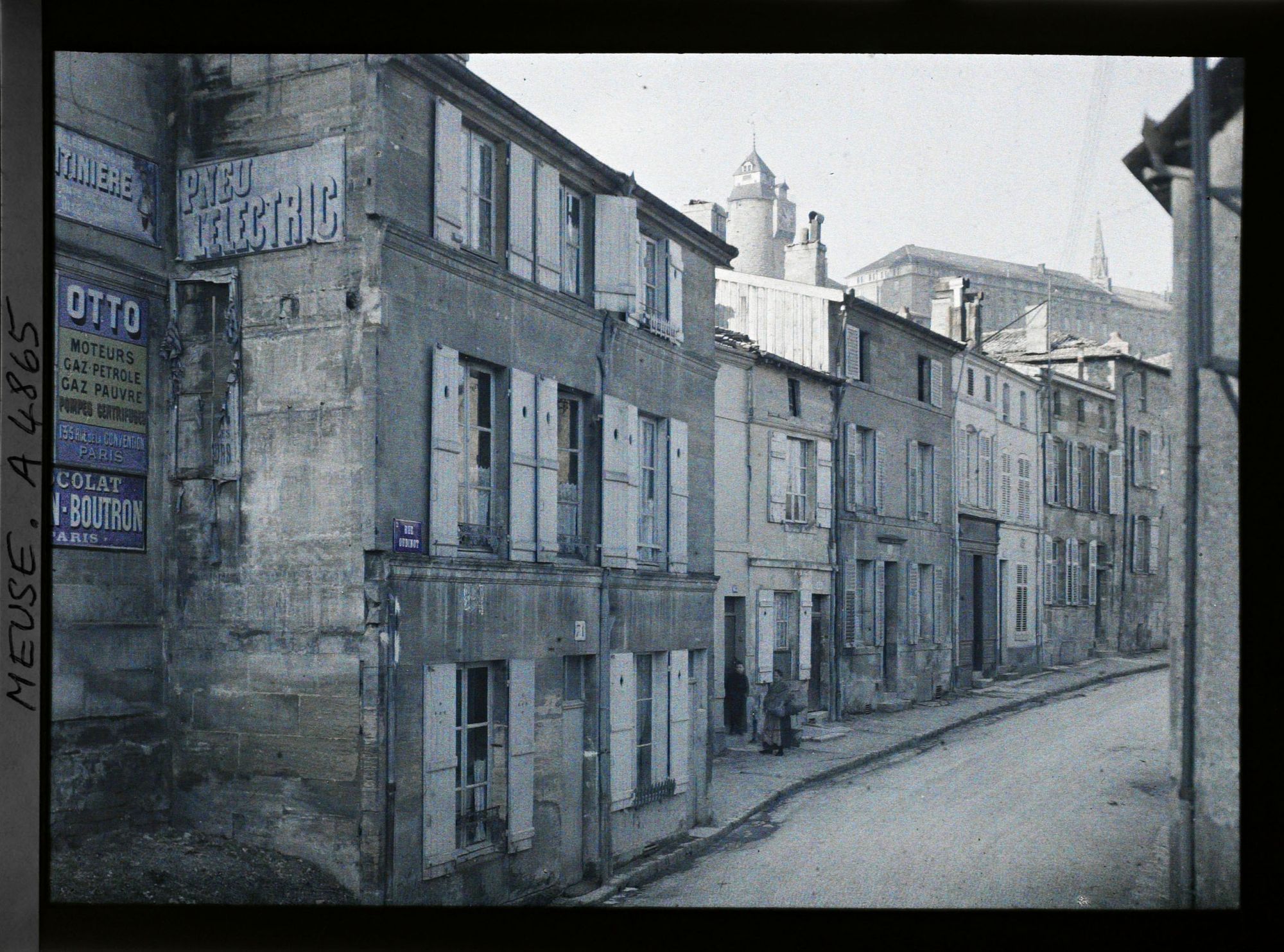 Image représentant Vue sur la Ville haute et le beffroi du château
