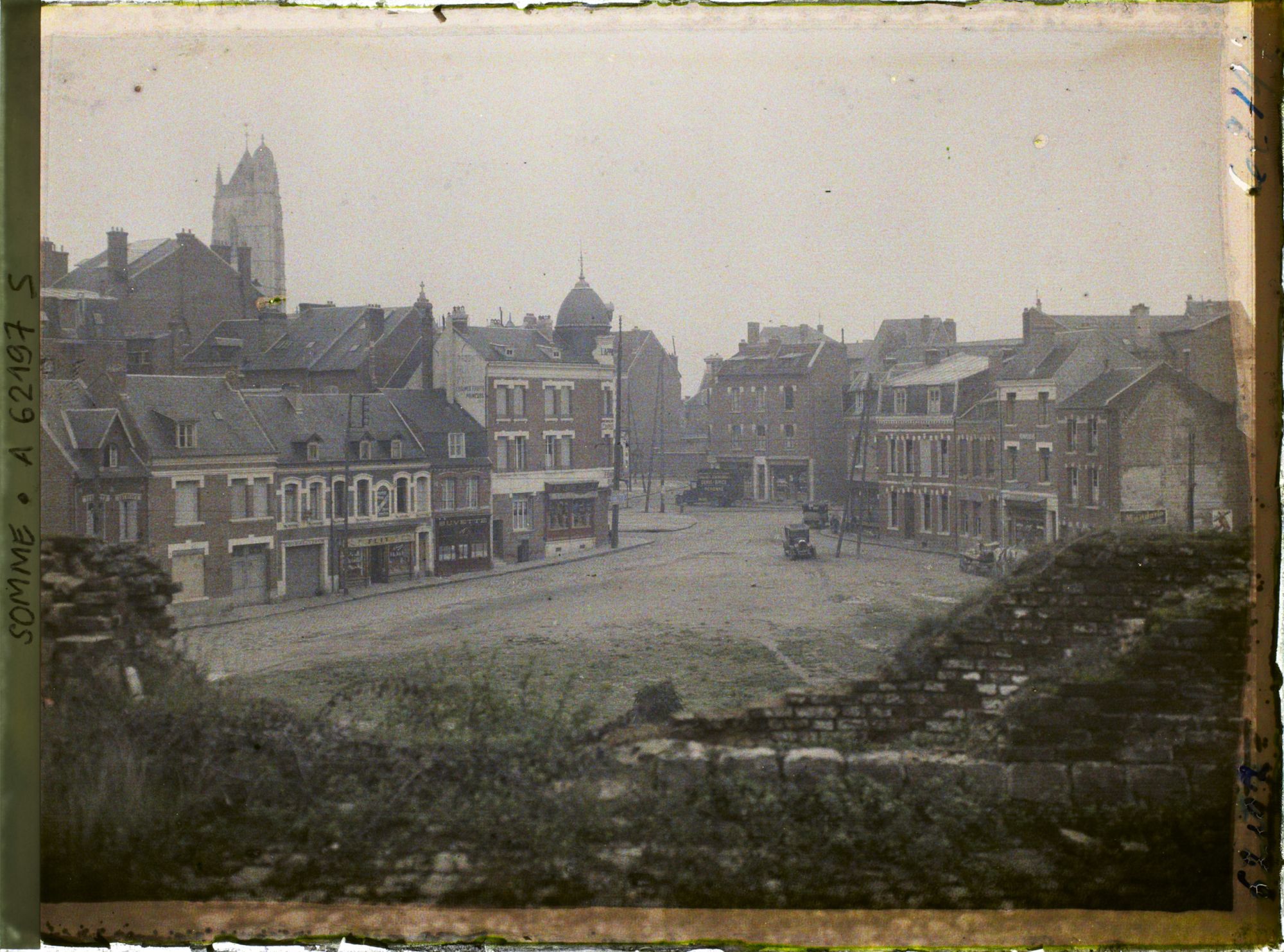 Image représentant Somme, Péronne, La place du Château