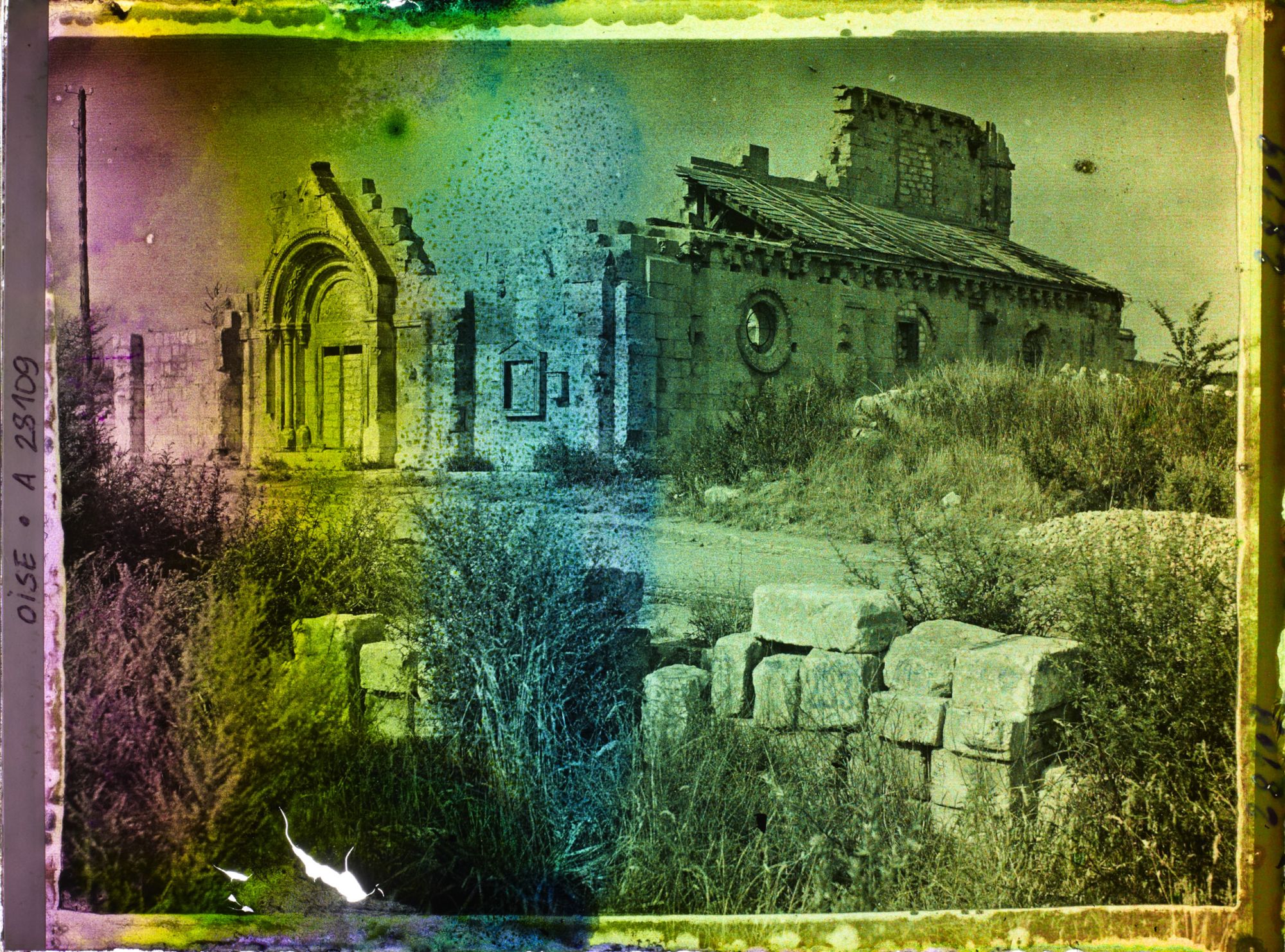 Image représentant France, Tracy-le-Val, Ensemble de l'Eglise (XIIe Se)