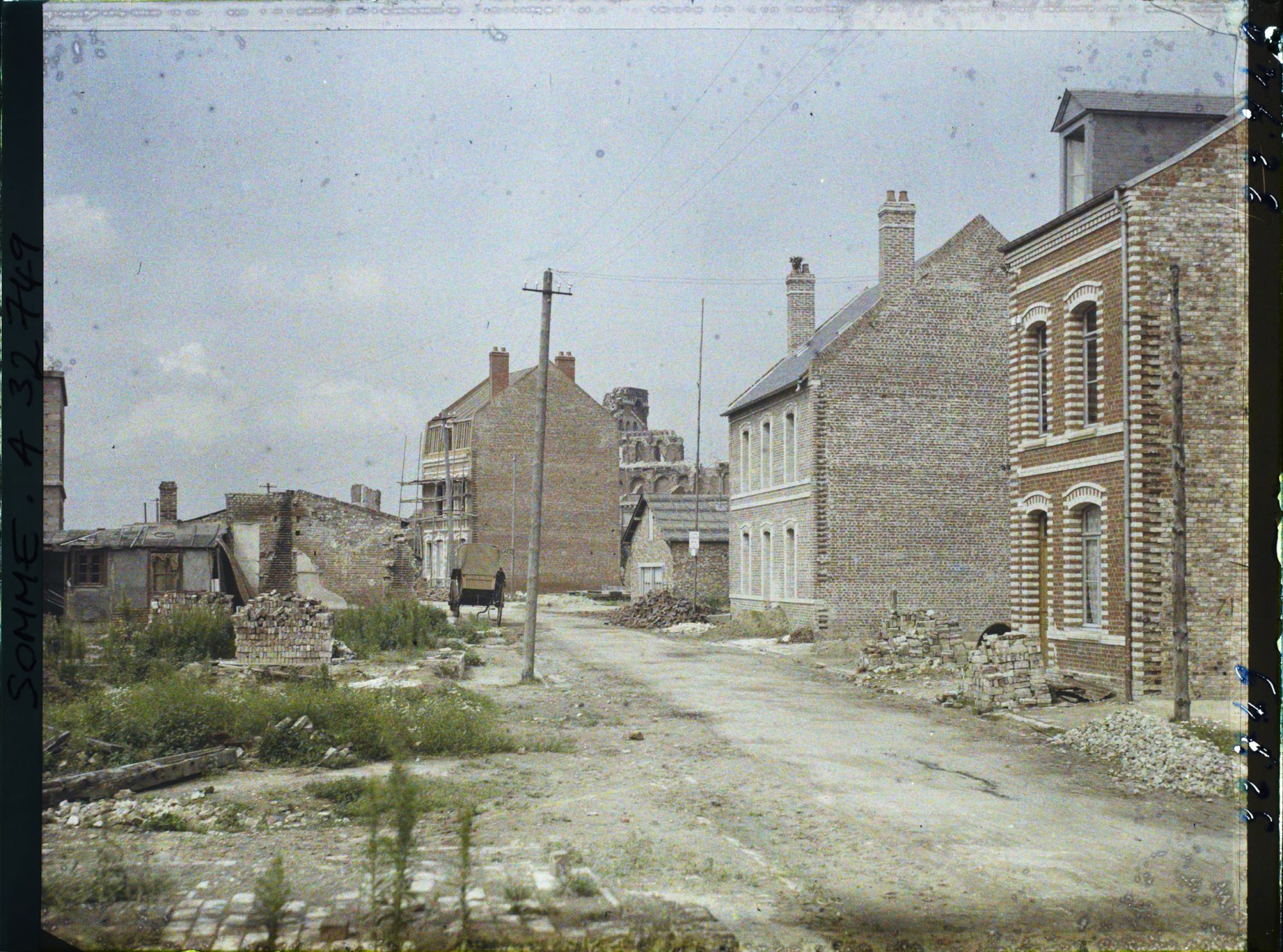 Image représentant France, Albert, Reconstructions Rue des Idieux