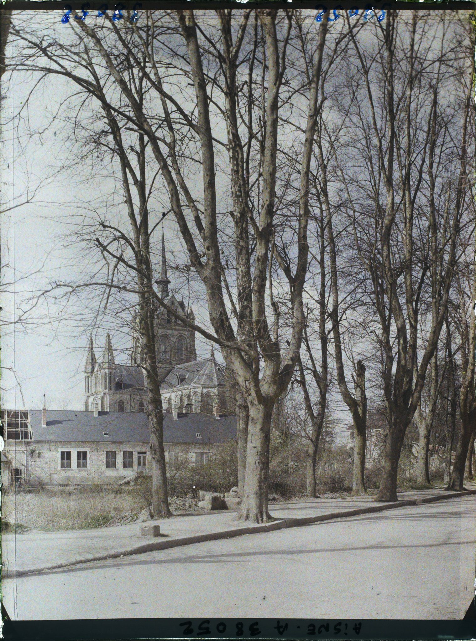 Image représentant France, Braine, Vue vers l'Eglise