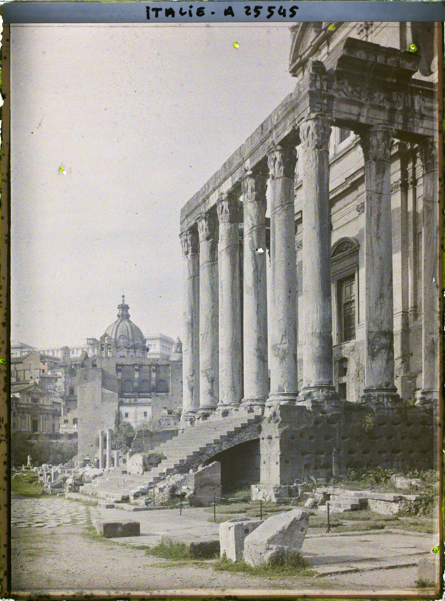 Image représentant Temple d'Antonin et Faustina, pronaos