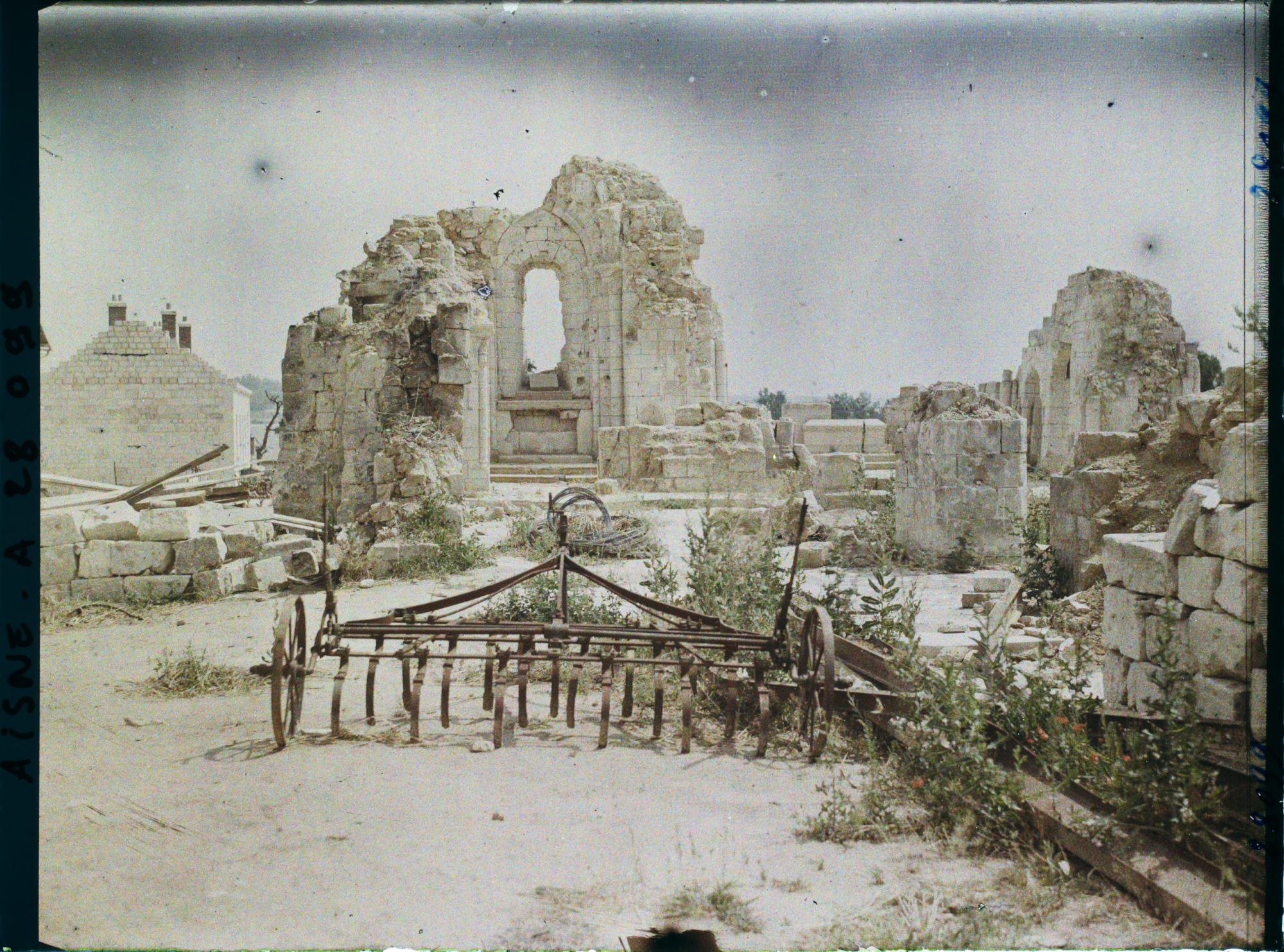 Image représentant France, Fontenay, Ruines de l'Eglise