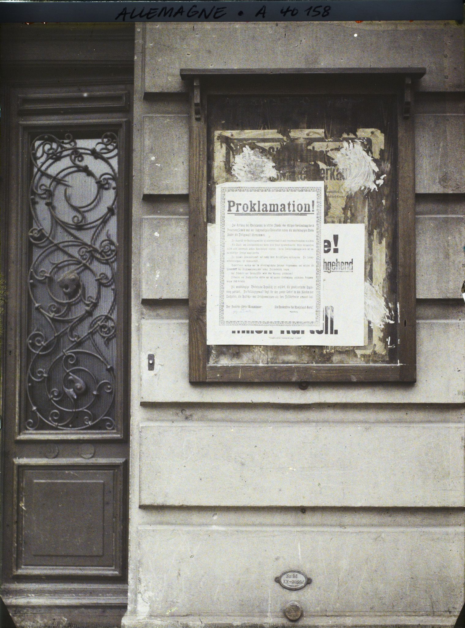 Image représentant Prusse, Crefeld, Prusse, Crefeld, Hôtel de Ville, affiche de la proclamation