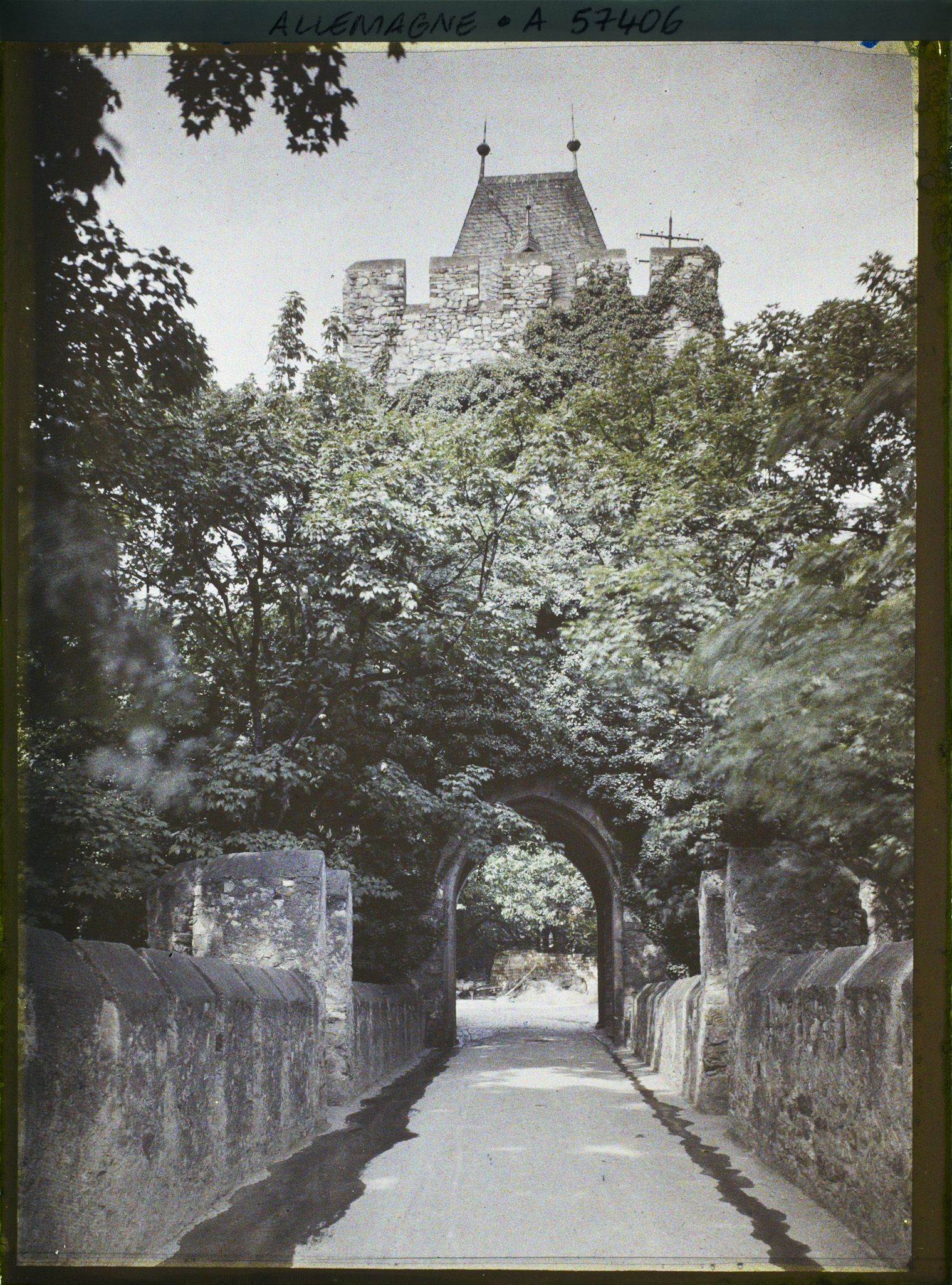 Image représentant Bords du Rhin, Bingen, Vues diverses