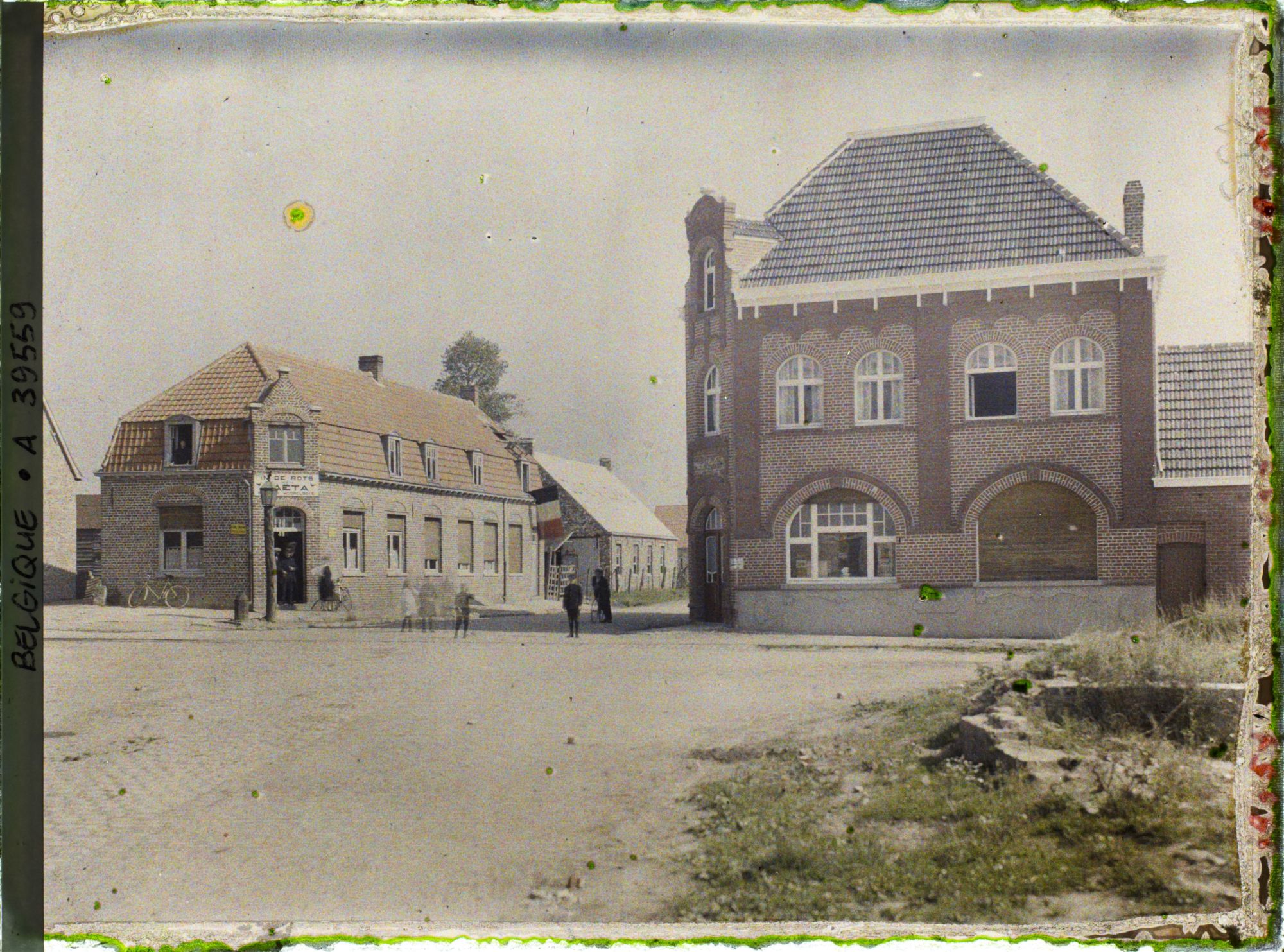 Image représentant Belgique, Font d'Houthulst, Reconstruction