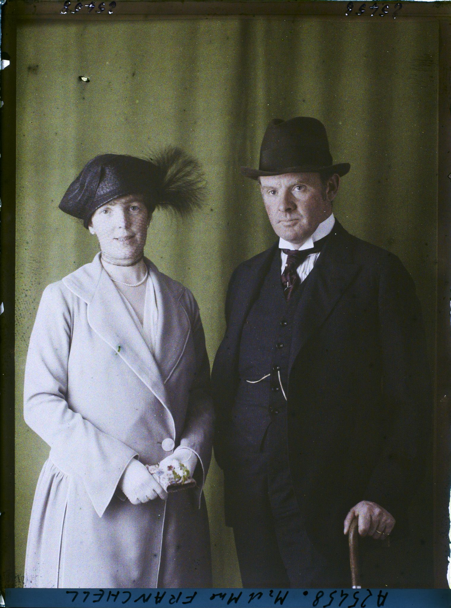 Image représentant https://musee-albert-kahn.s-museum.fr/home/NWQ2OTAwYzNmYjZlZTk1ZWQwODJmMjY4L2dlbmVyaWMtbm90aWNlLXRhYi9hdXRob3JpdHkvNjE3YTc5ZjVjZjhiODk2OGIzMzM3ZDIx/5d6900c3fb6ee95ed082f268/generic-notice-tab/authority/617a79ebcf8b8968b3336d67 Monsieur Franchell et  https://musee-albert-kahn.s-museum.fr/home/NWQ2OTAwYzNmYjZlZTk1ZWQwODJmMjY4L2dlbmVyaWMtbm90aWNlLXRhYi9hdXRob3JpdHkvNjE3YTc5ZjVjZjhiODk2OGIzMzM3ZDIx/5d6900c3fb6ee95ed082f268/generic-notice-tab/authority/617a79ebcf8b8968b3336d68 son épouse