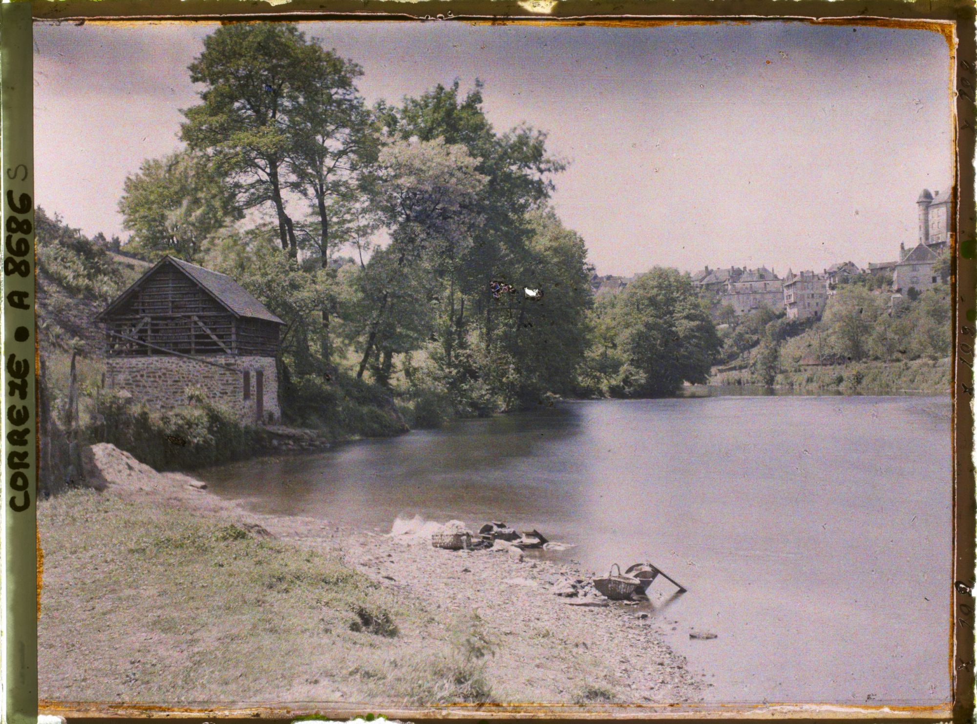 Image représentant Les bords de la Vélèze