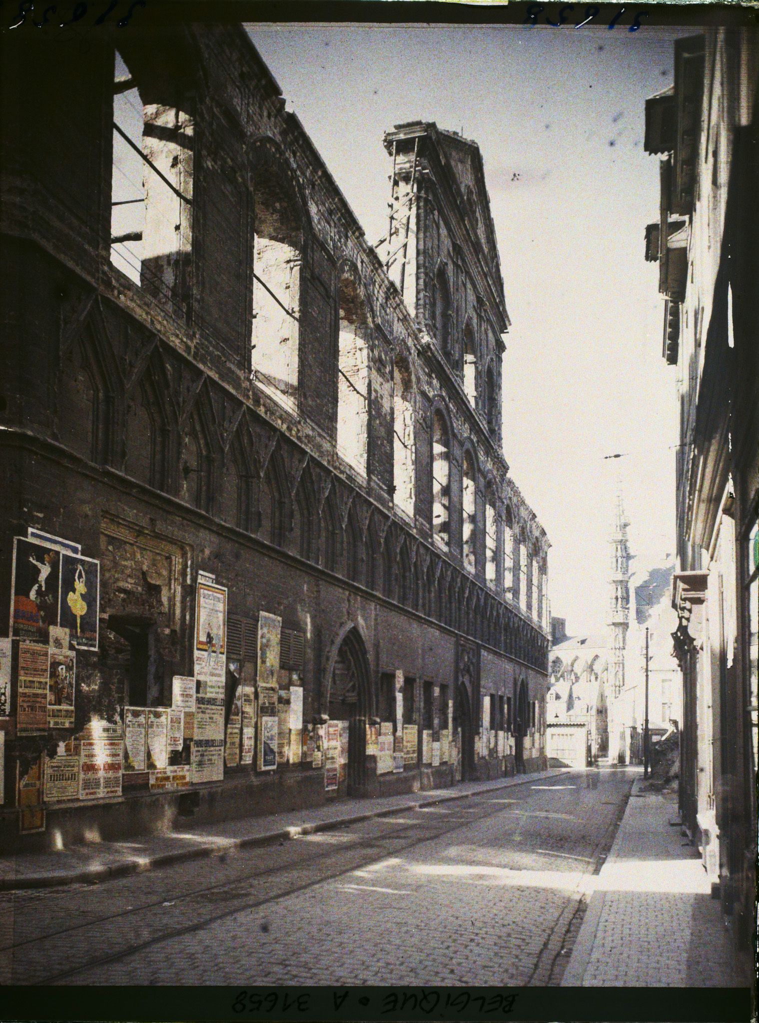 Image représentant Belgique, Louvain, Façade principale de la Bibliothèque, rue de Namur