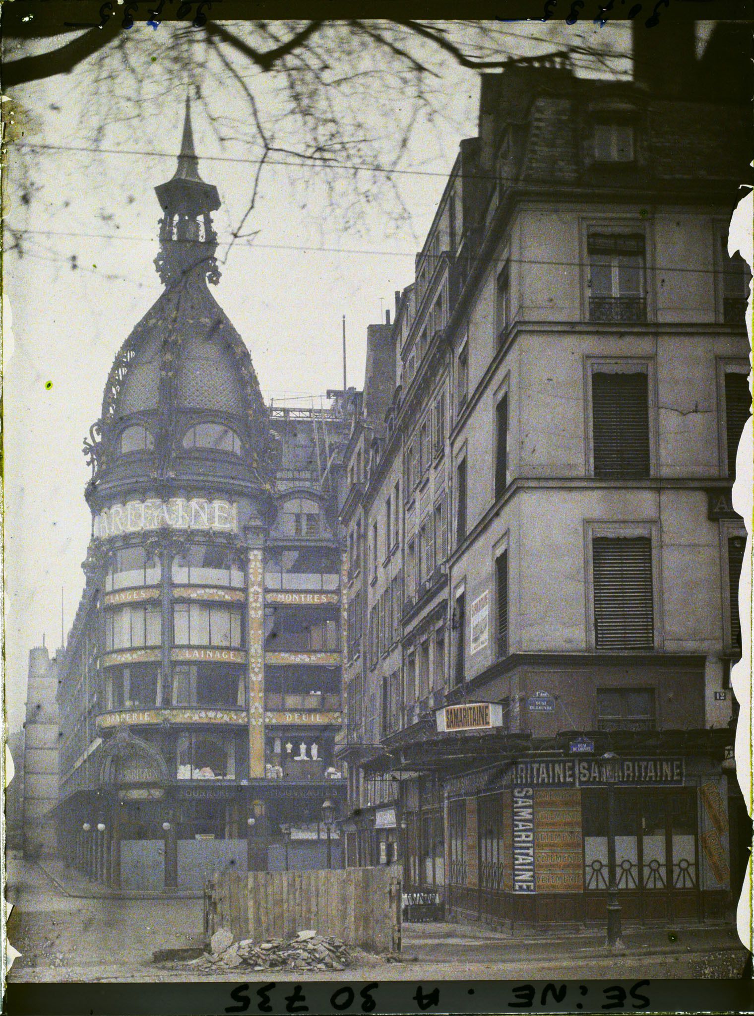 Image représentant La Samaritaine vue du quai du Louvre