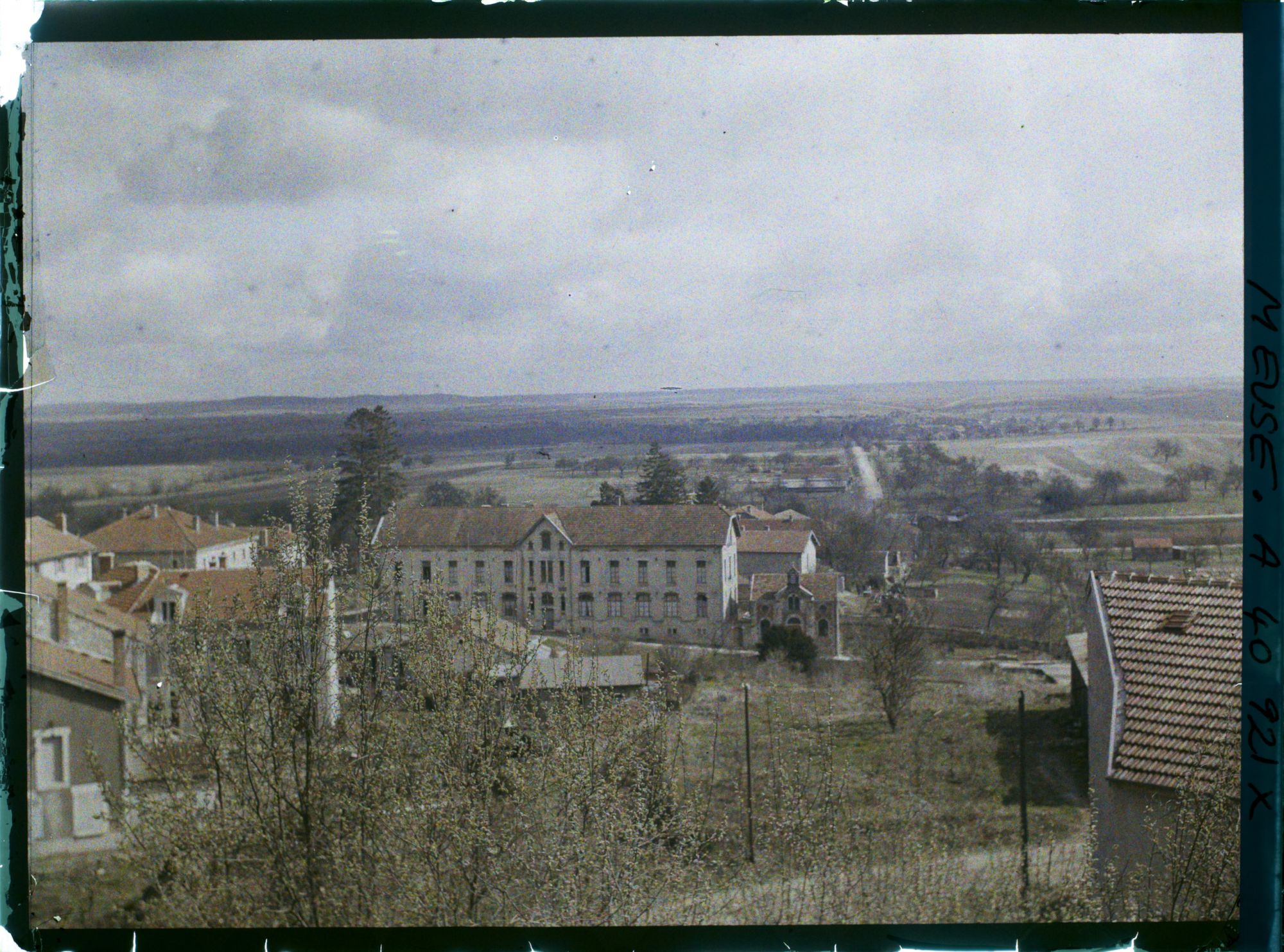 Image représentant France, Clermont en Argonne, Vue Coté Est, au fond, Vraincourt