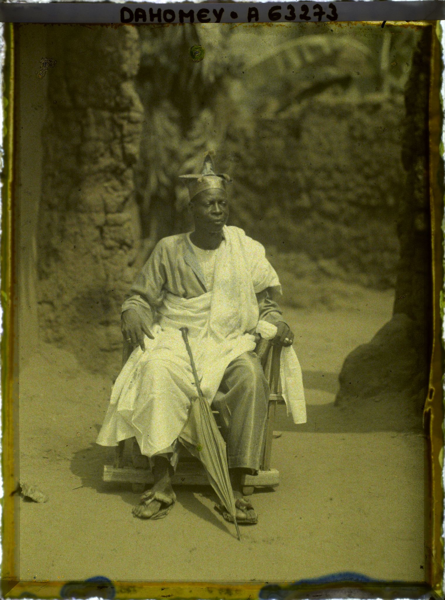 Image représentant Le chef féticheur du Serpent, prêtre au culte de Dangbé