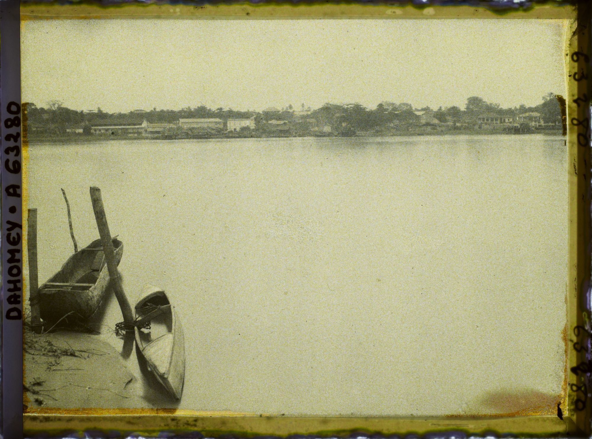 Image représentant La ville vue de la lagune