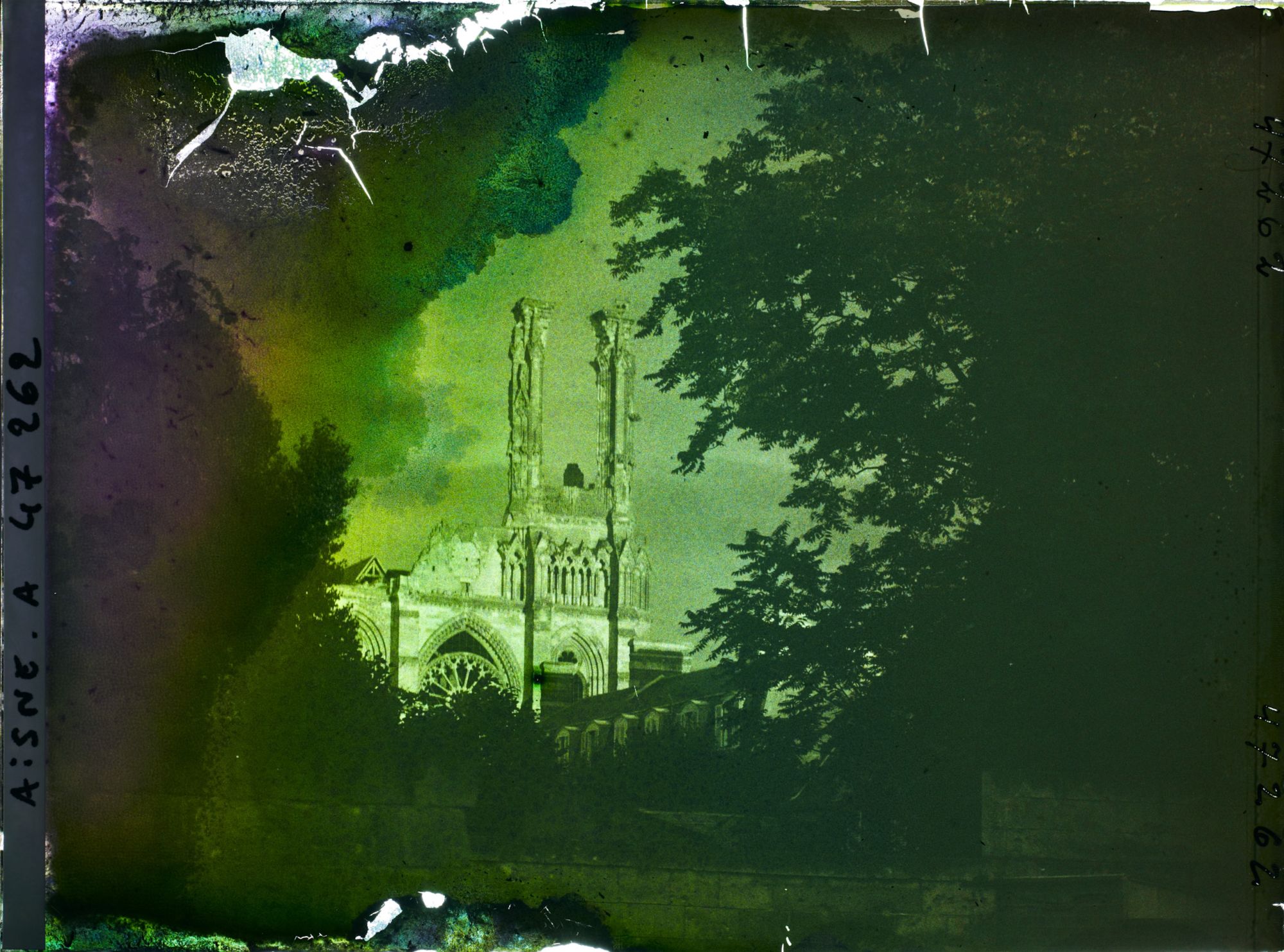 Image représentant France, Soissons, Effet de Soleil Couchant sur la Cathédrale