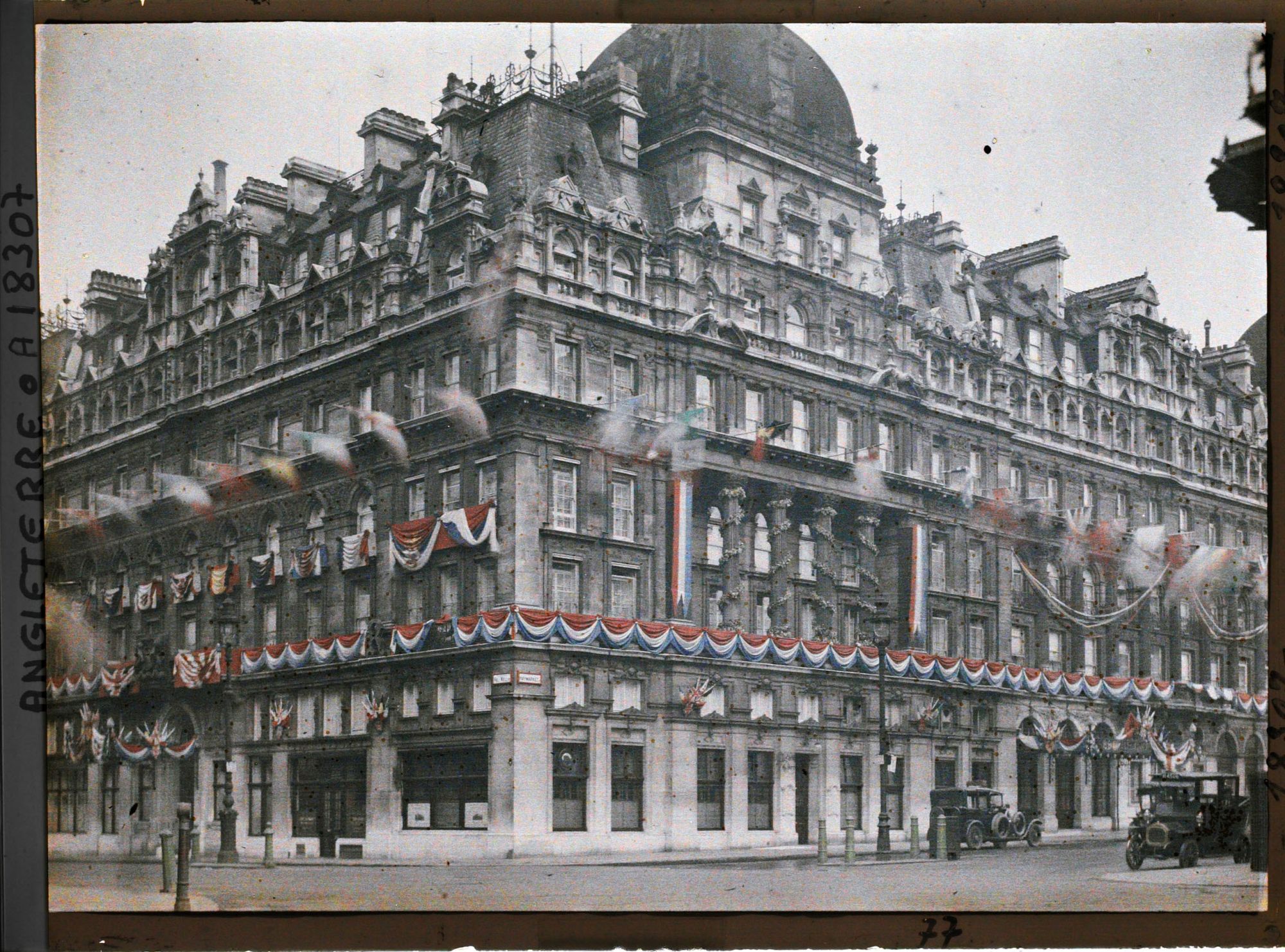 Image représentant L'hôtel Carlton à l'angle de Pall Mall et Haymarket