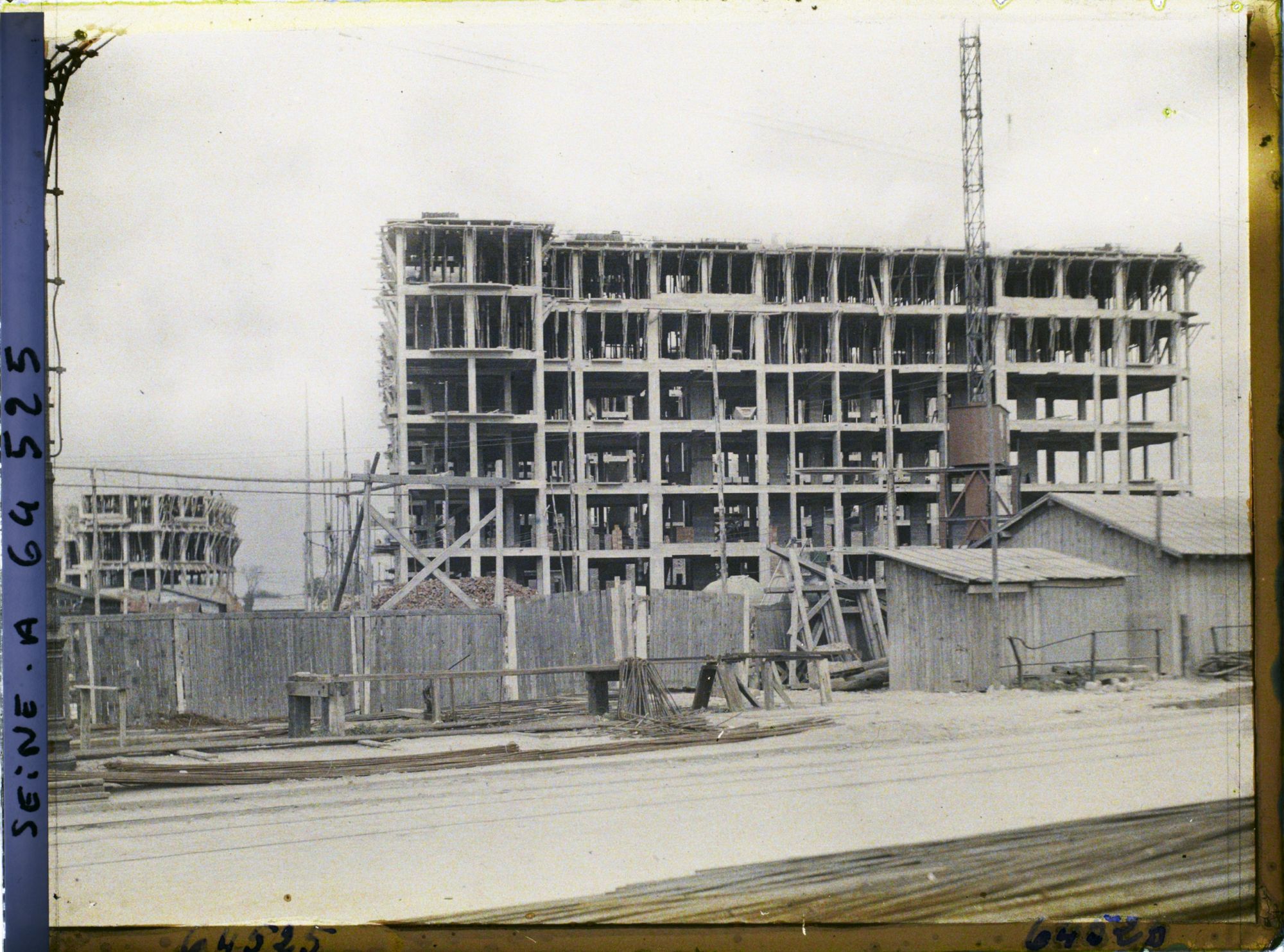 Image représentant Construction de nouveaux immeubles porte d'Ivry