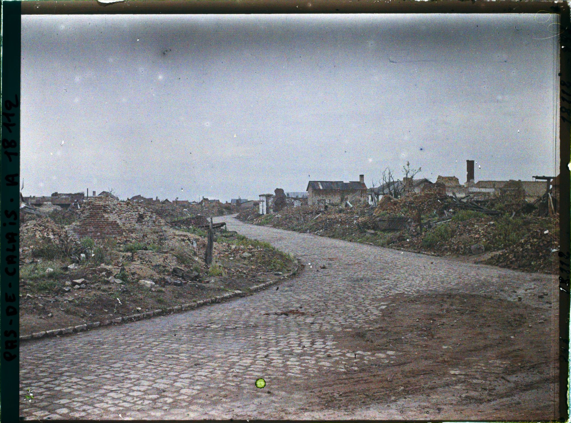Image représentant France, Avion, Rue en venant de Lens
