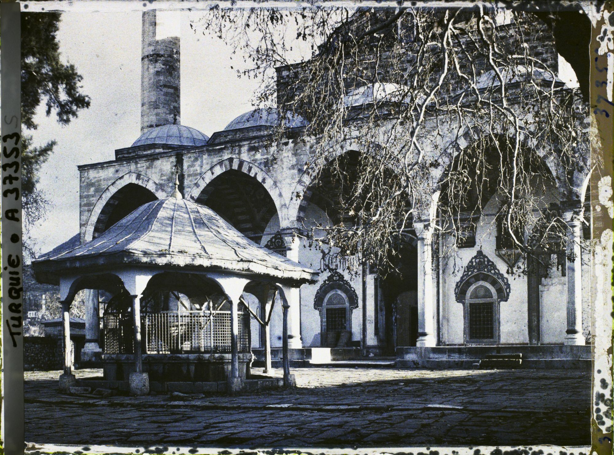 Image représentant Entrée de la Sultan Camii