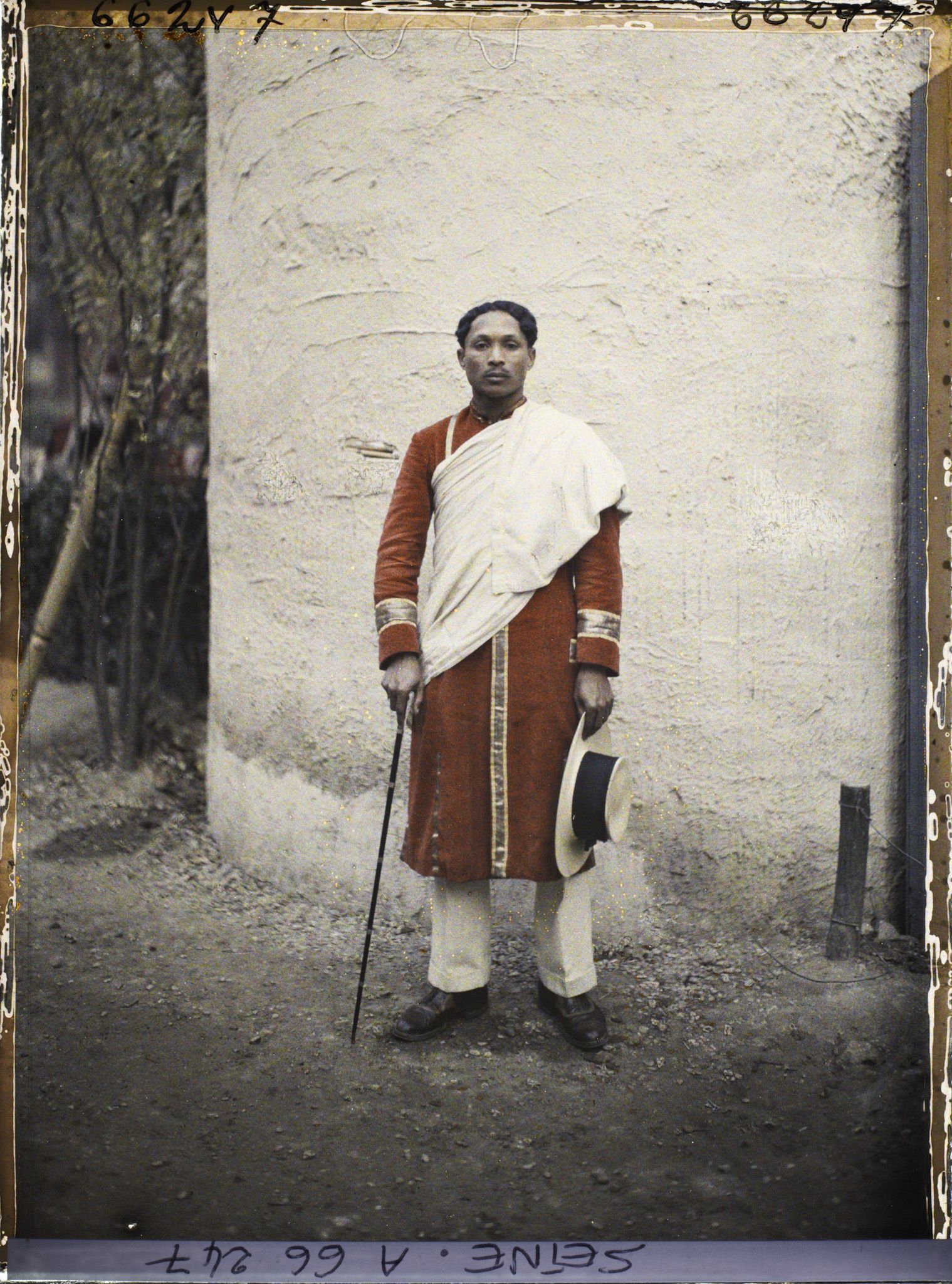 Image représentant L'Exposition Coloniale Internationale de 1931, un chef d'orchestre hova