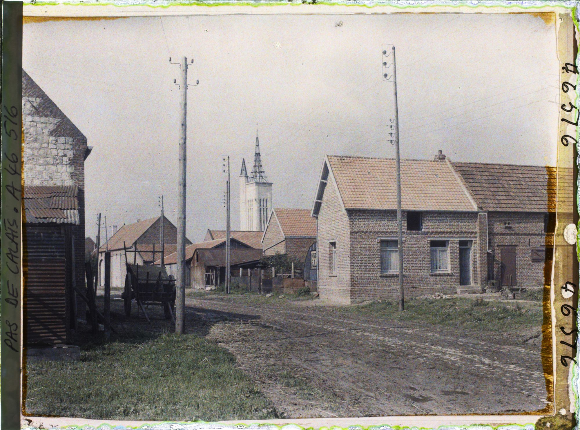 Image représentant France, Neuville-St-Vaast, Grandes Rue et Eglise