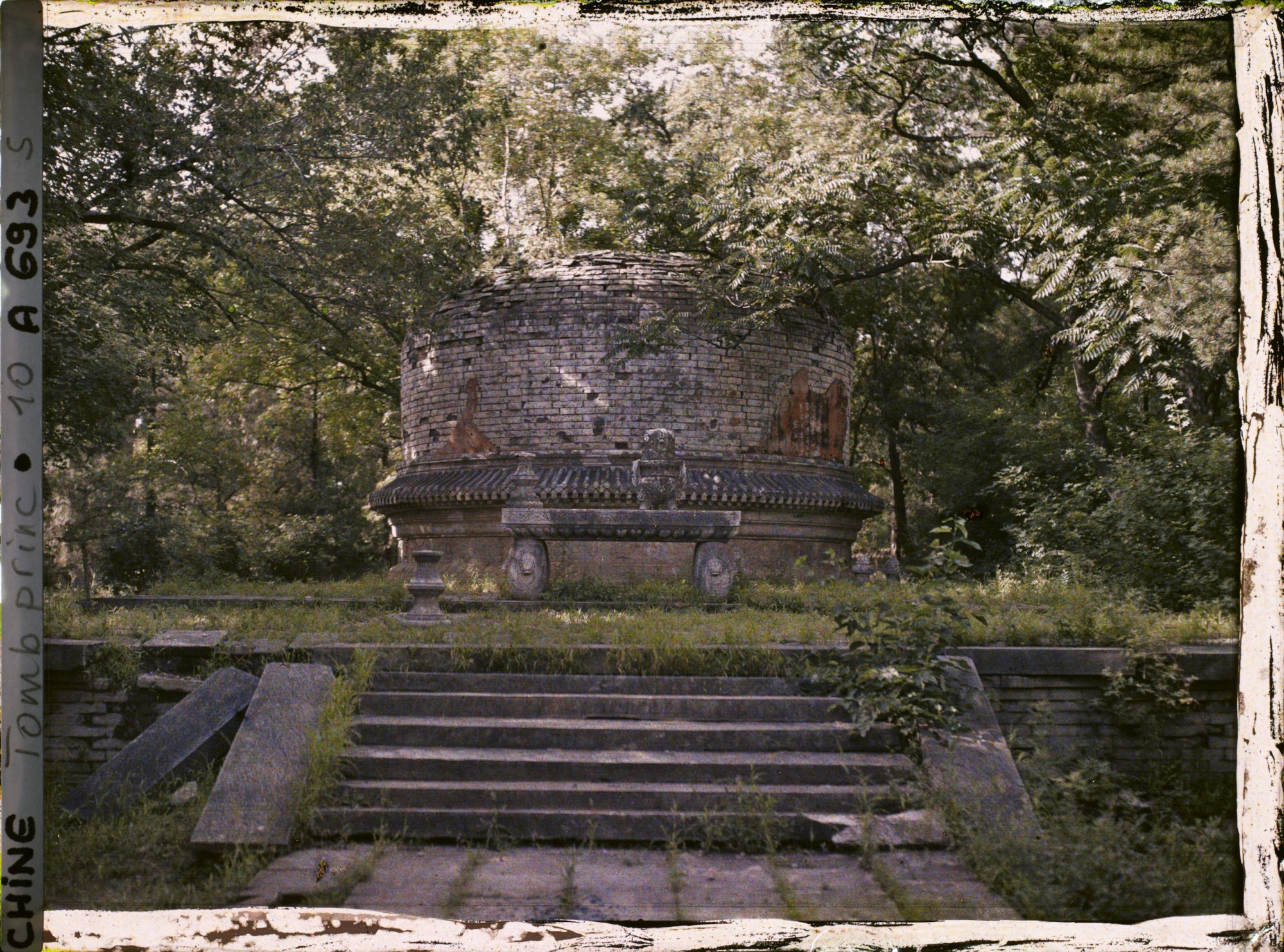 Image représentant Le tombeau de la princesse Fuhui, appelé aussi tombeau de Foshou Gongzhu (" Princesse à la Main de Bouddha ")
