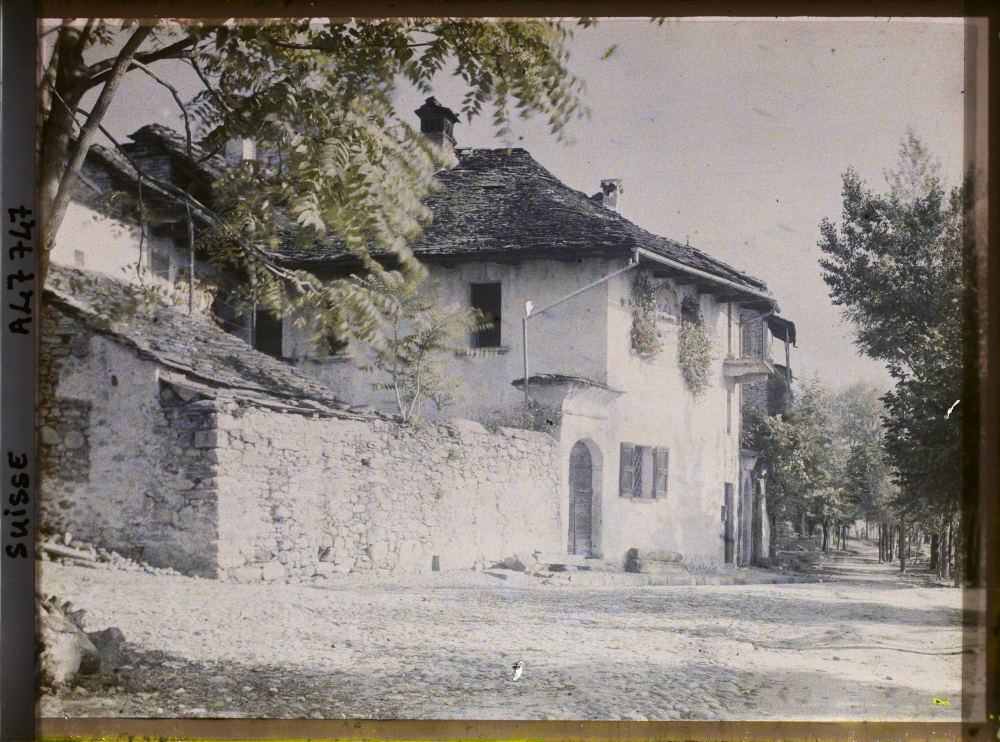 Image représentant Maisons typiques tessinoises sur la via Rivapiana