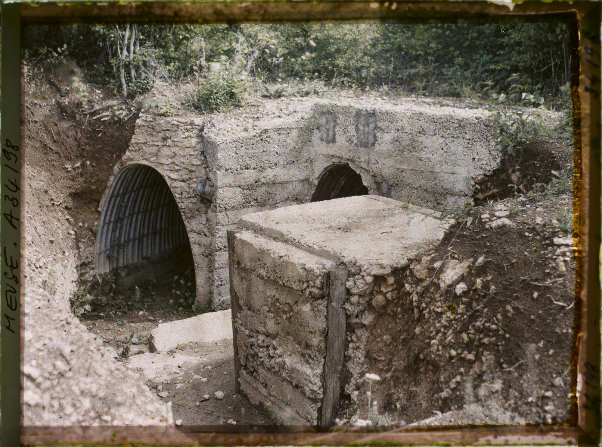 Image représentant France, La Tête à Vache, Grand abri bétonné Allemand