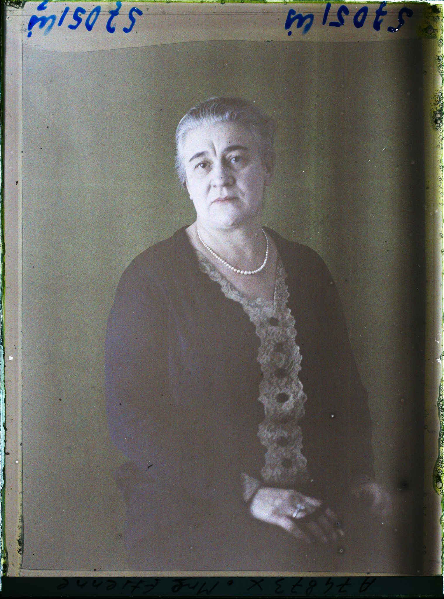 Image représentant https://musee-albert-kahn.s-museum.fr/home/NWQ2OTAwYzNmYjZlZTk1ZWQwODJmMjY4L2dlbmVyaWMtbm90aWNlLXRhYi9hdXRob3JpdHkvNjE3YTc5ZjVjZjhiODk2OGIzMzM3ZDIx/5d6900c3fb6ee95ed082f268/generic-notice-tab/authority/617a79ebcf8b8968b3336ca1 Madame Etienne