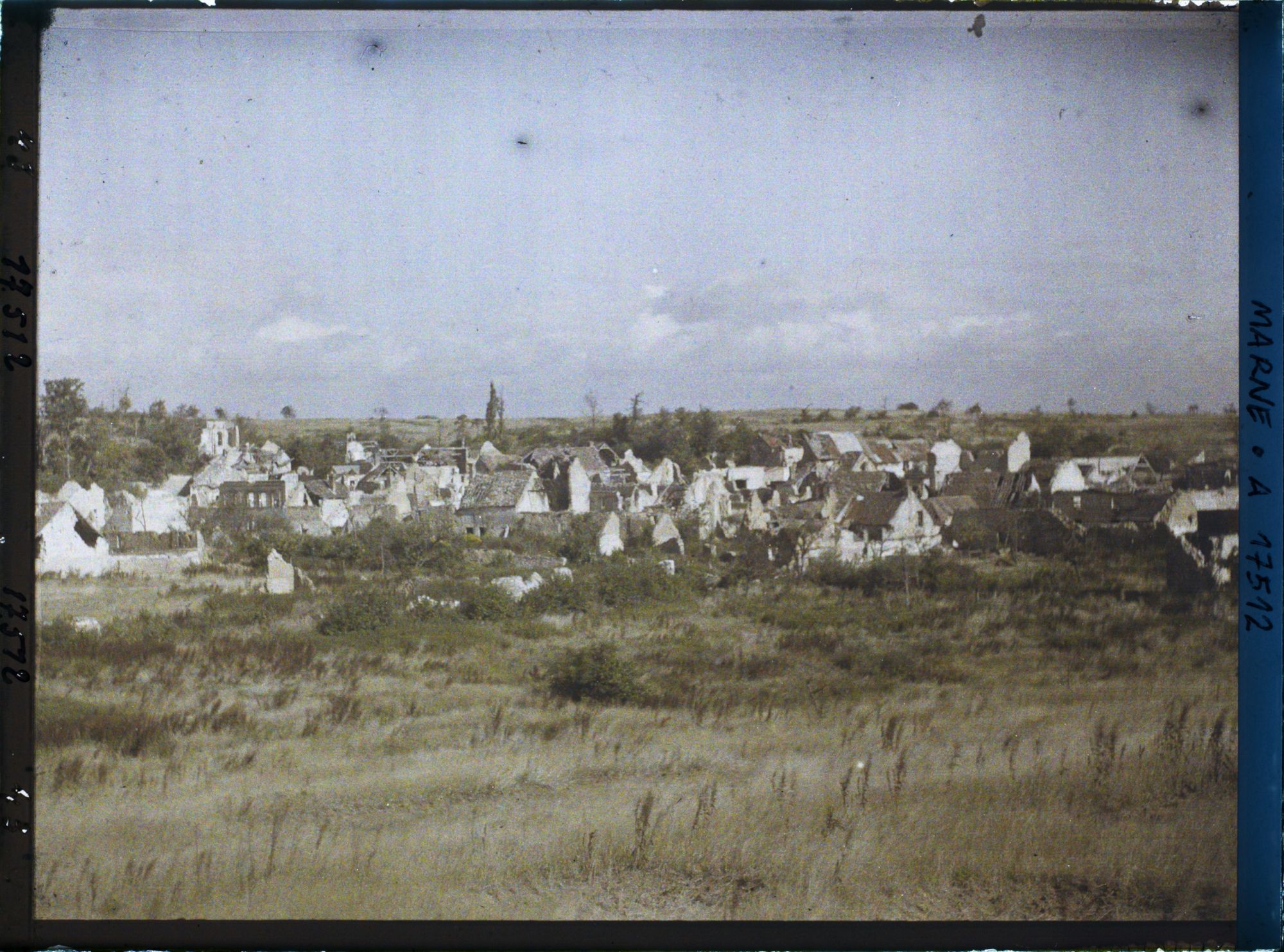 Image représentant France, Thil, Vue Générale