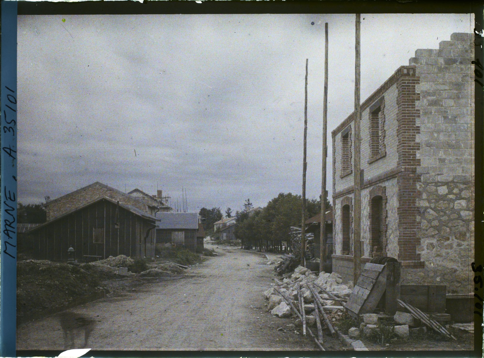 Image représentant France, Binarville (Meuse), Reconstruction
