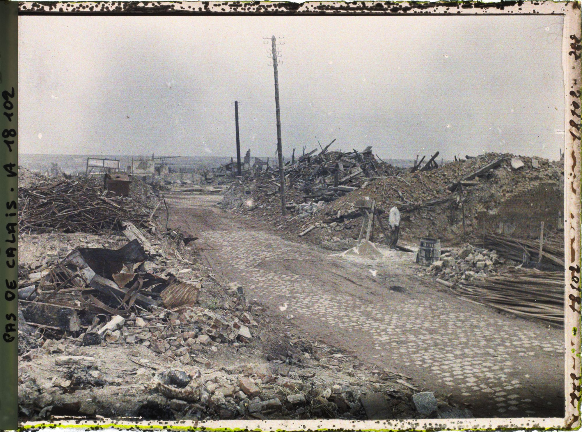 Image représentant France, Lens, Vue prise de la Place