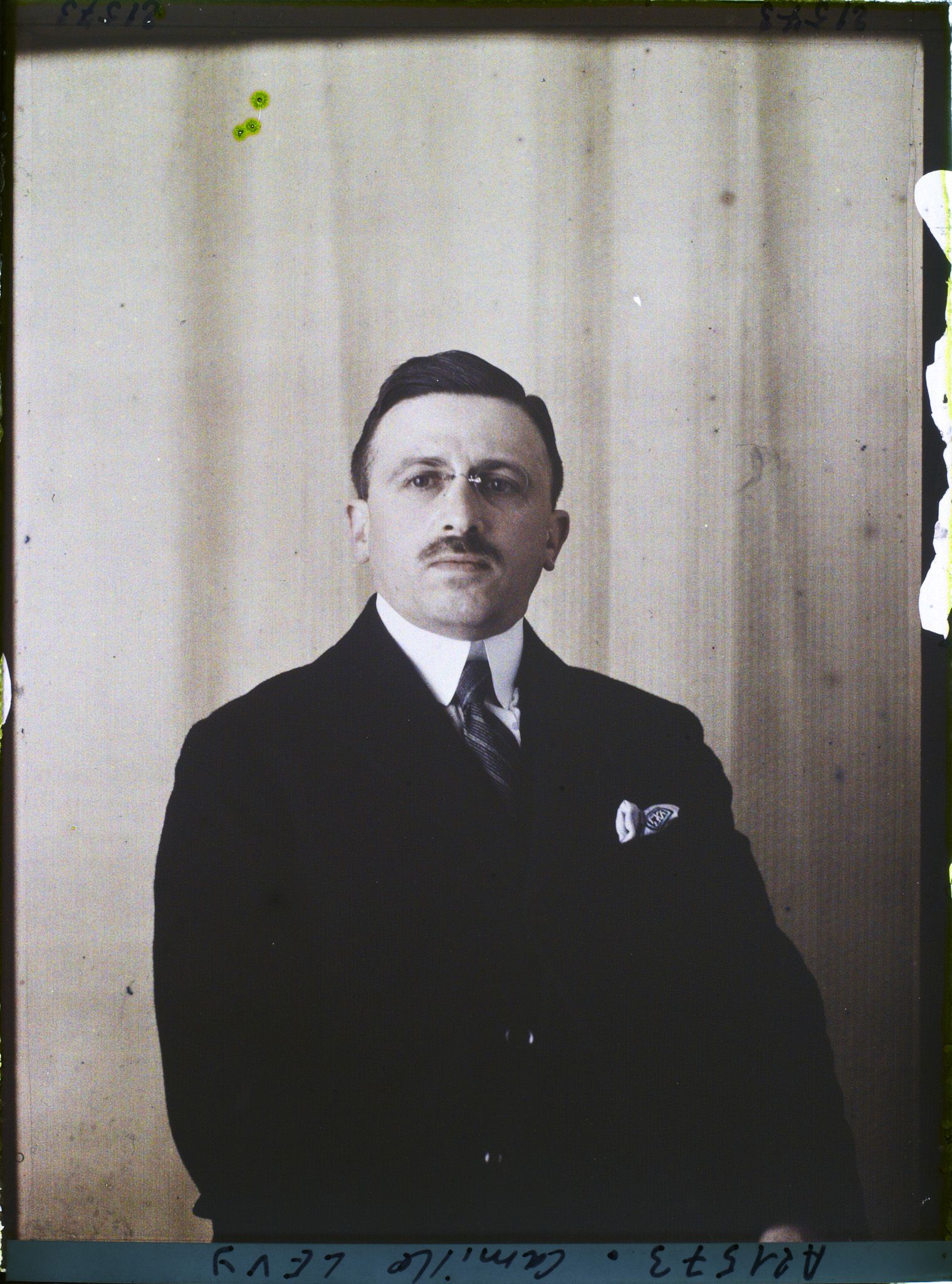 Image représentant Monsieur  https://musee-albert-kahn.s-museum.fr/home/NWQ2OTAwYzNmYjZlZTk1ZWQwODJmMjY4L2dlbmVyaWMtbm90aWNlLXRhYi9hdXRob3JpdHkvNjE3YTc5ZjVjZjhiODk2OGIzMzM3ZDIx/5d6900c3fb6ee95ed082f268/generic-notice-tab/authority/617a79ebcf8b8968b333726a Camille Lévy