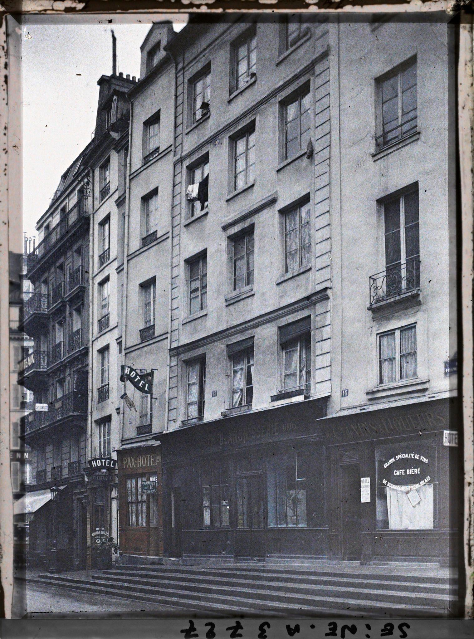 Image représentant Hôtels étroits rue François-Miron