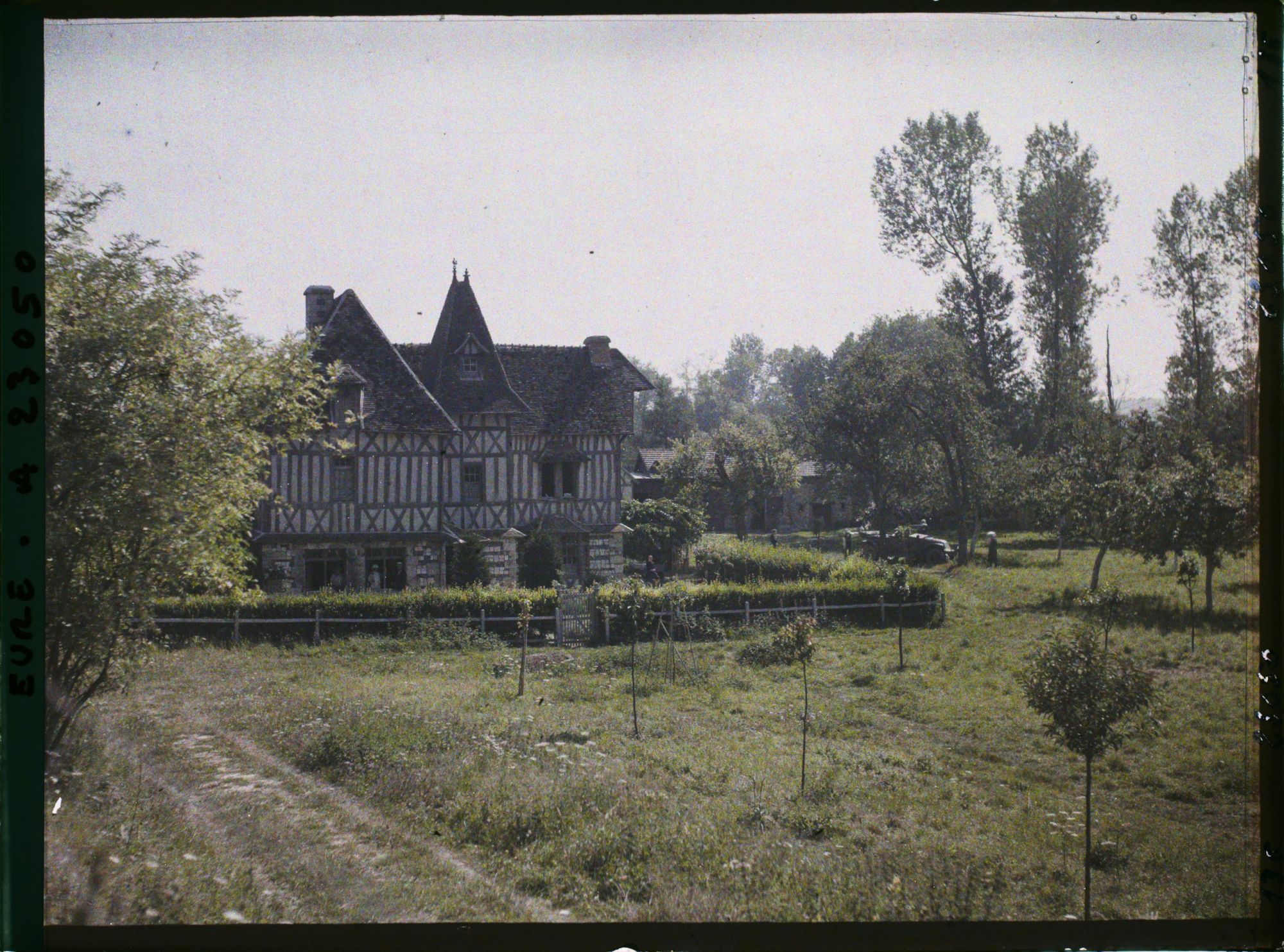 Image représentant Villa normande sur les bords de l'Eure
