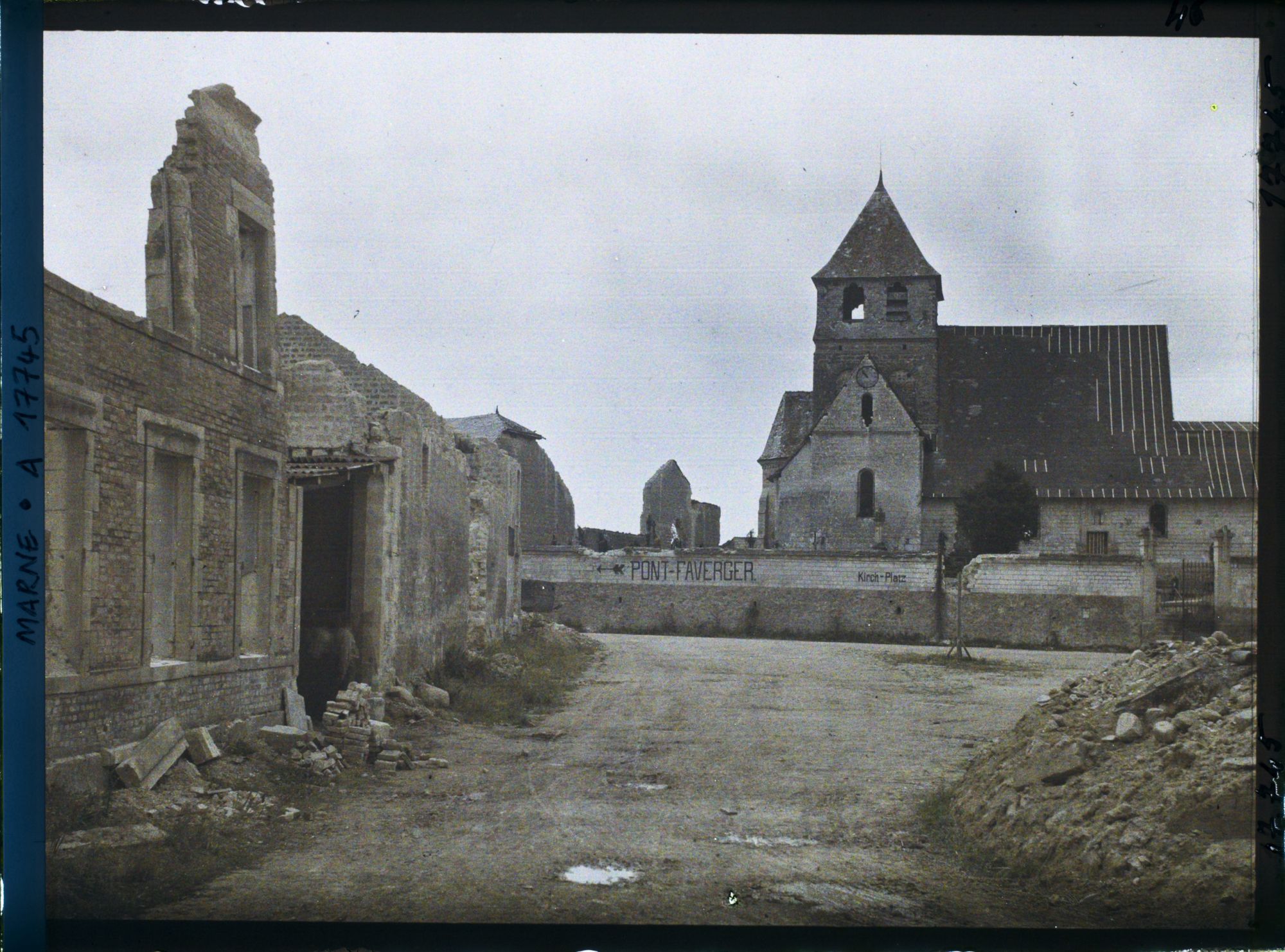 Image représentant France, Epoye, La Place de l'Eglise
