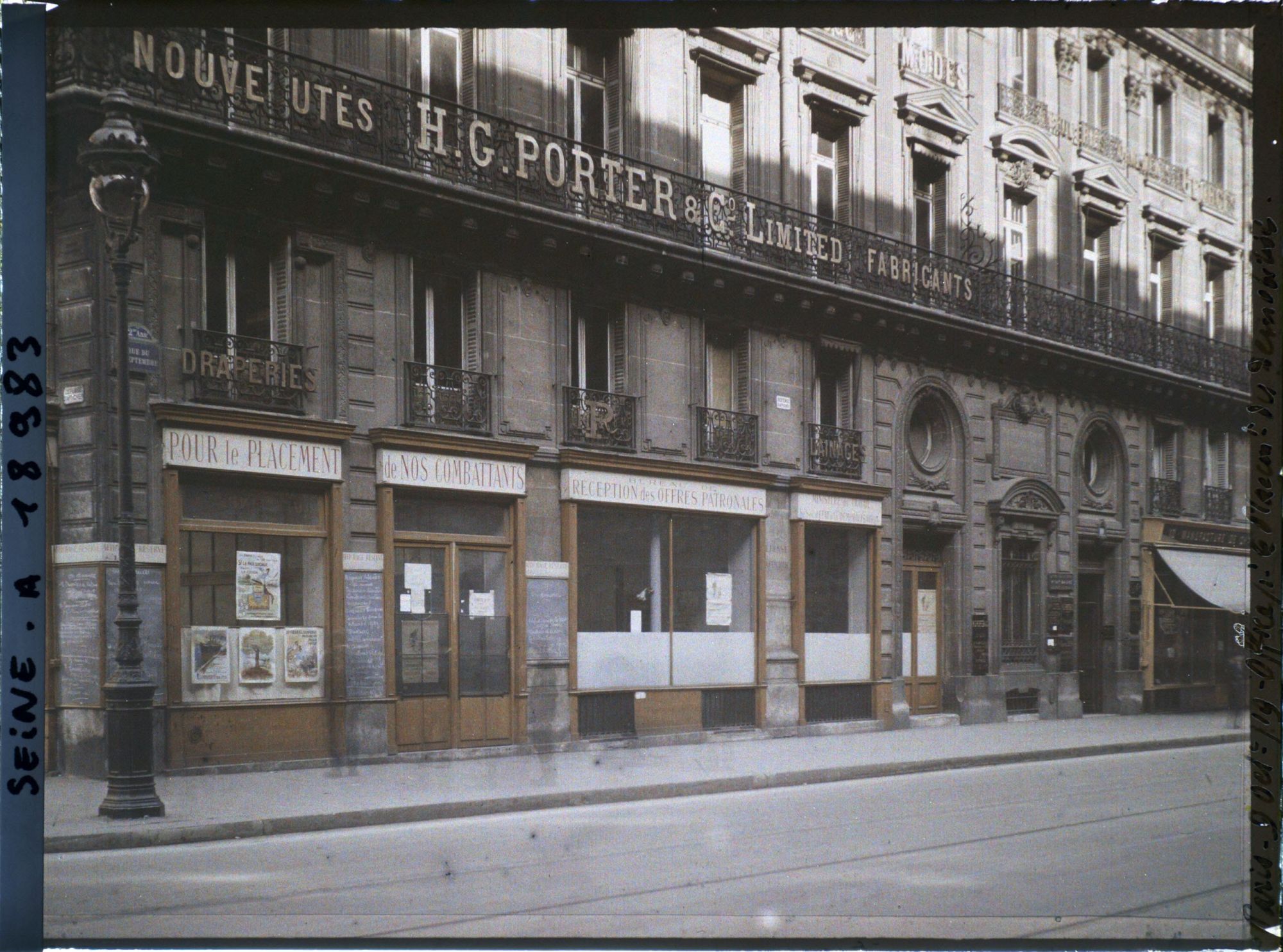Image représentant Le Sous-secrétariat d'Etat à la démobilisation rue du Quatre-Septembre (à l'angle de la rue Menars)