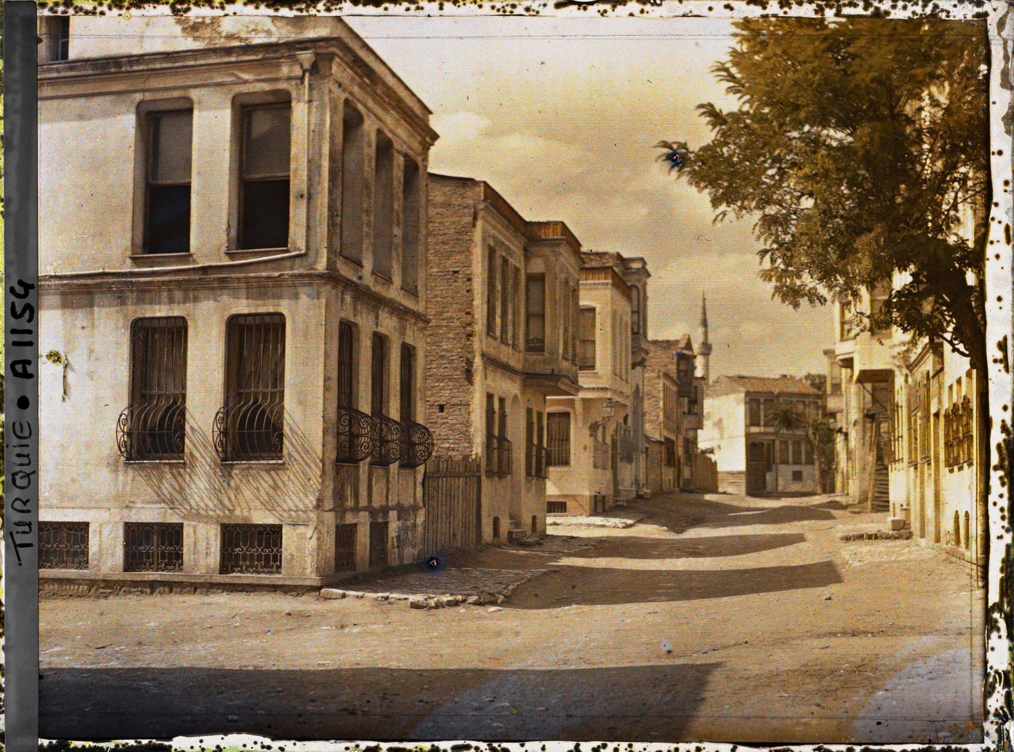 Image représentant Rue bordée de maisons