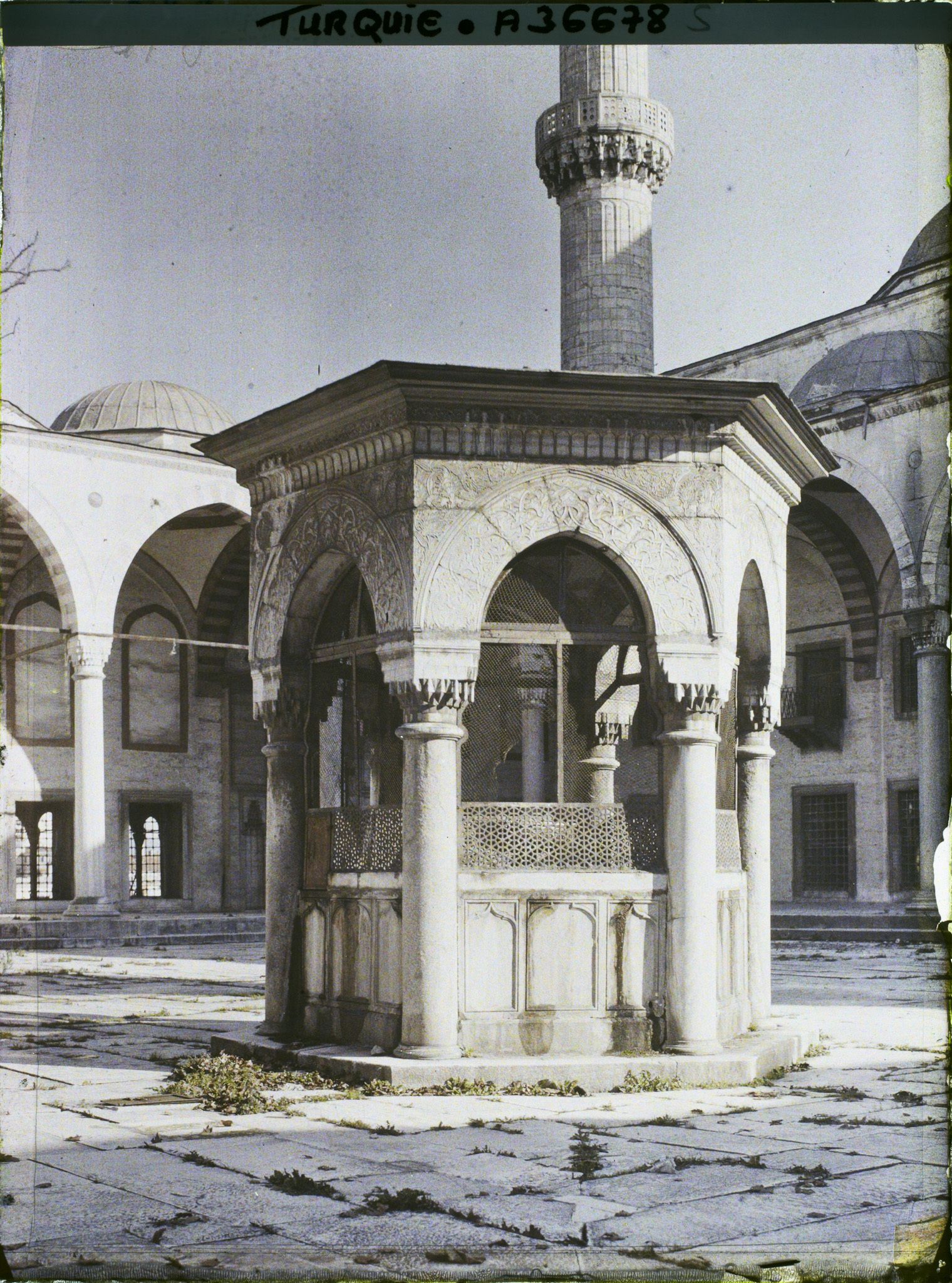 Image représentant Turquie, Constantinople, Fontaine des Ablutions de la Mosquée Ahmed