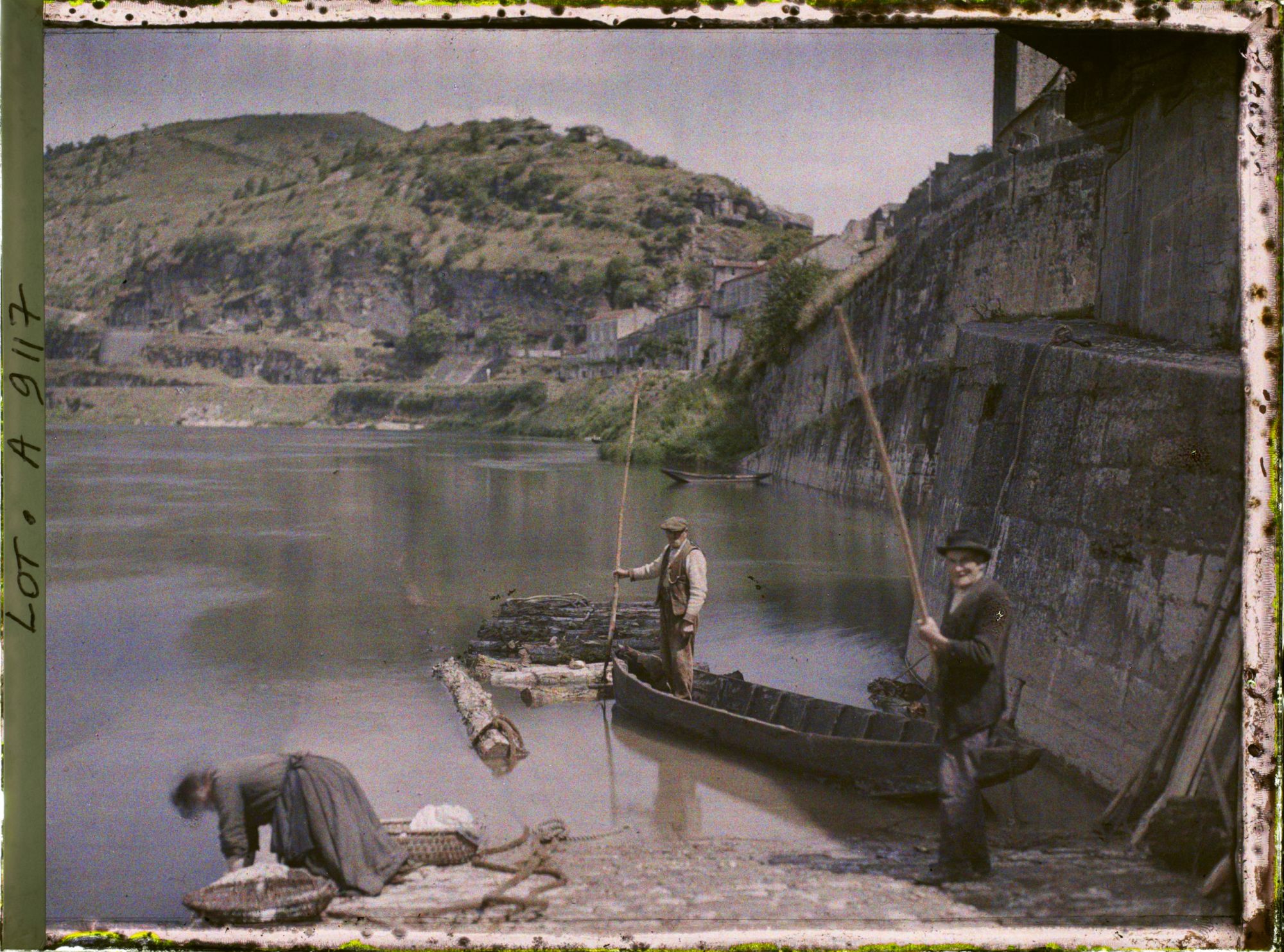 Image représentant France, Luzech, Le train de bois flotté (peuplier)