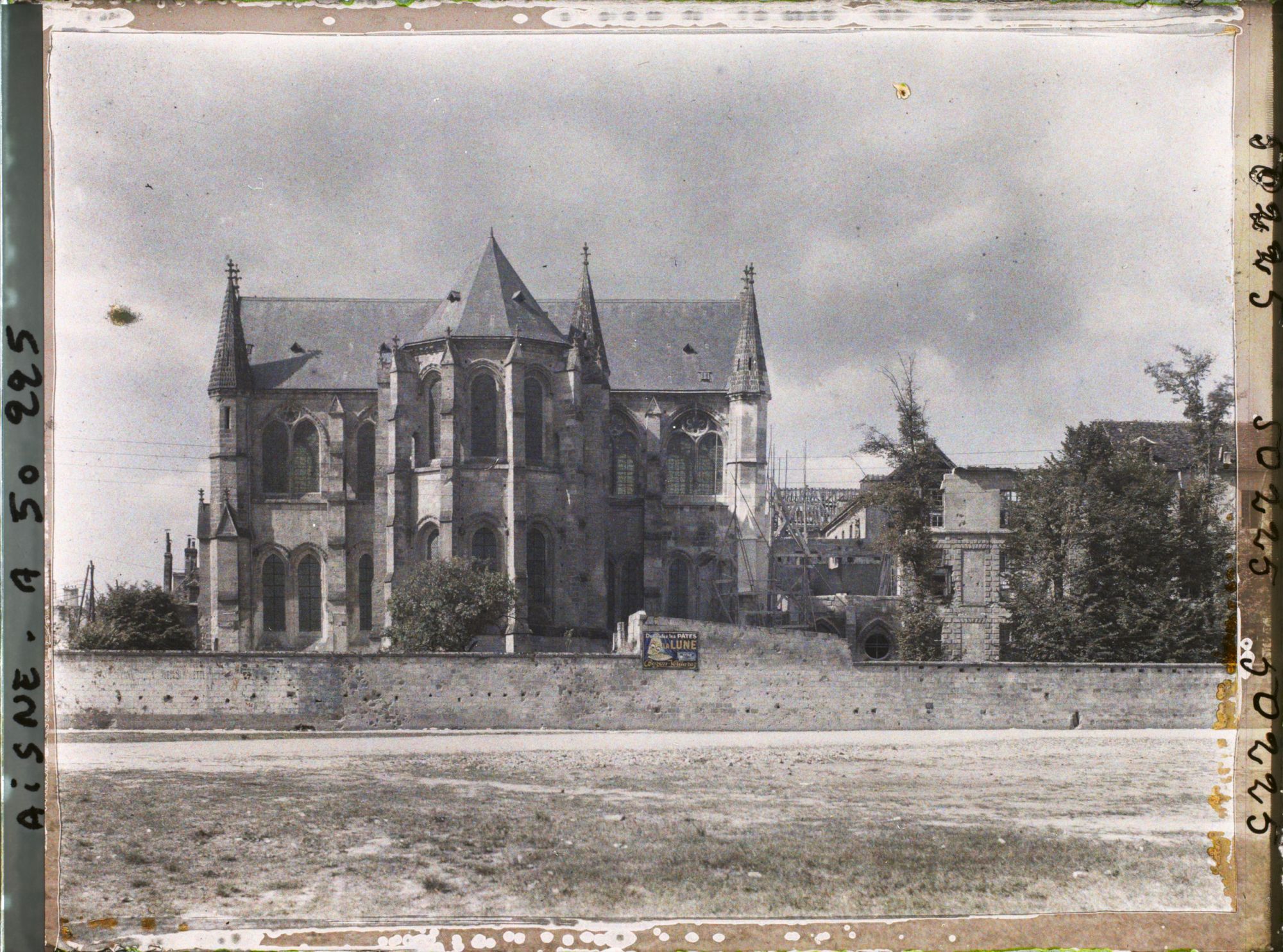 Image représentant France, Soissons, Abside de St Léger