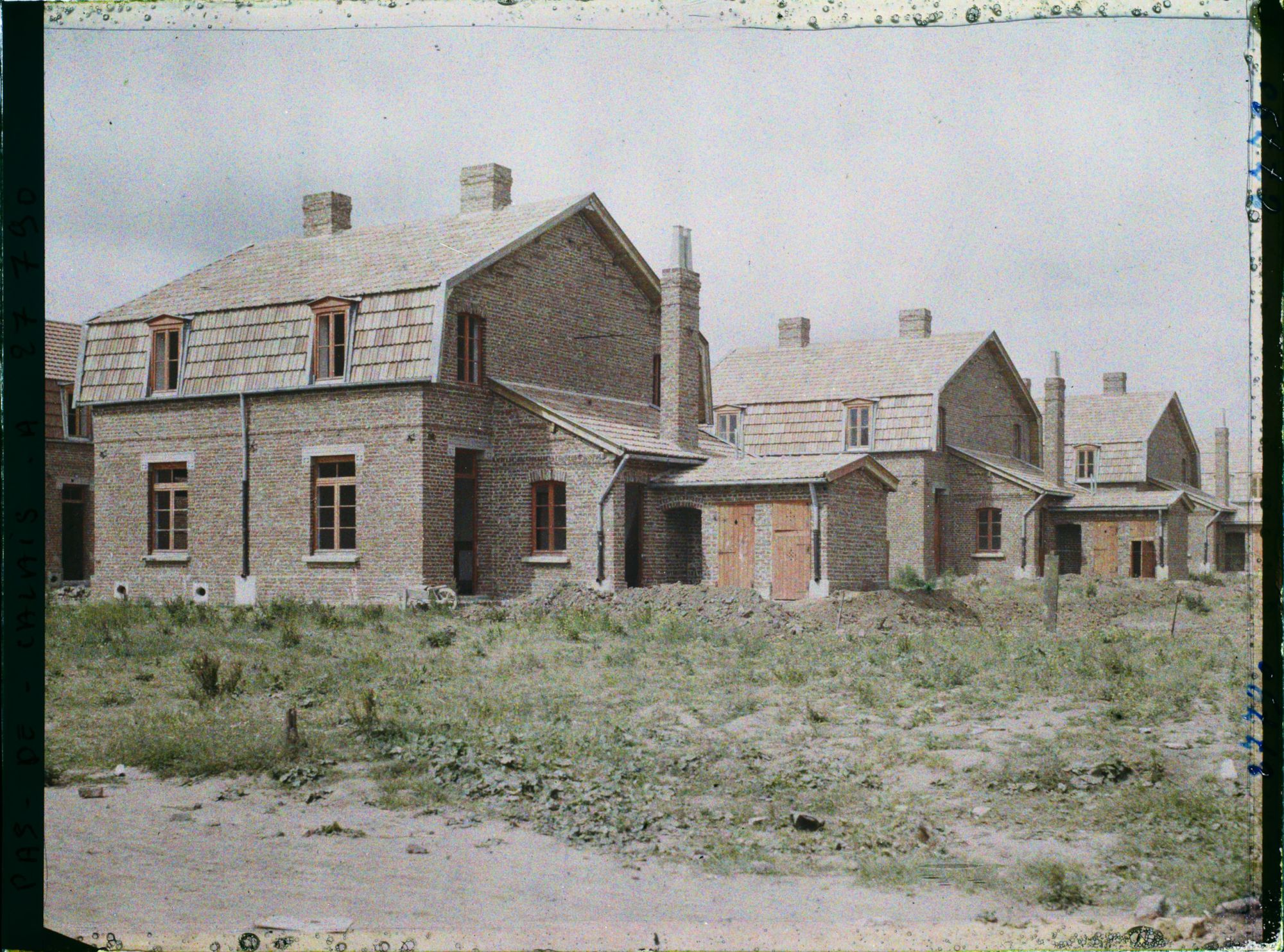 Image représentant France, Airon près de Lens, Corons des mines de Liévin - Rue Lagrange