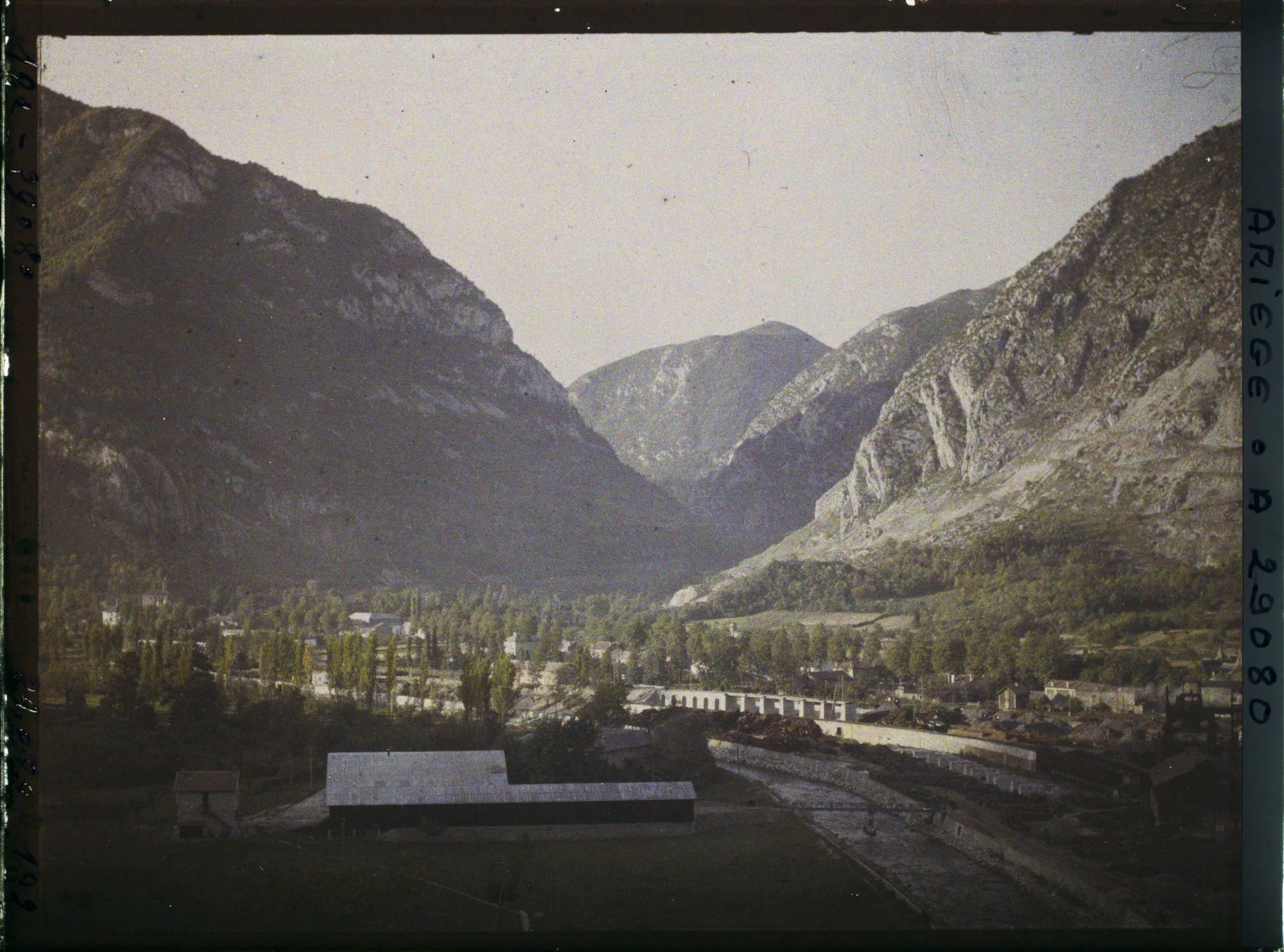 Image représentant L'entrée de la vallée du Vicdessos
