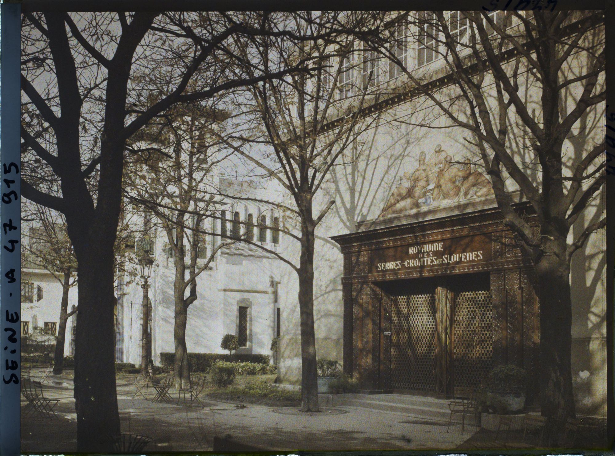 Image représentant L'Exposition des arts décoratifs, Royaume des Serbes, Croates et Slovènes