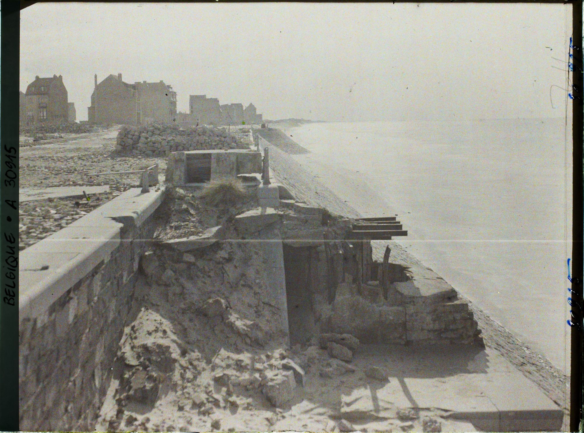 Image représentant Belgique, Westend, Emplacement de pièce d'artillerie sur la digue et Observatoire